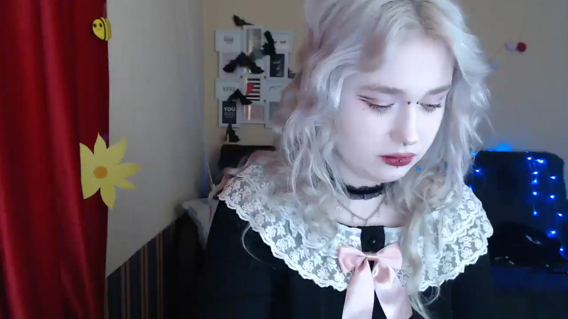 Gallery image thumbnail from Killinna's myfreecams stream on, 03/19/2025, 16:28 image 12 of 20