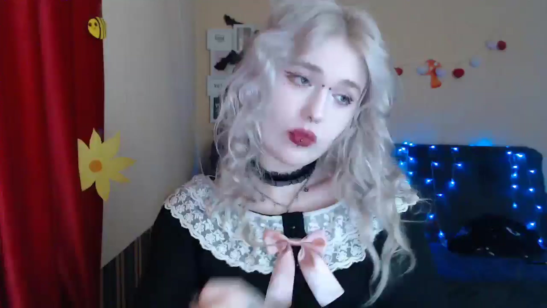 Gallery image thumbnail from Killinna's myfreecams stream on, 03/19/2025, 16:28 image 2 of 20