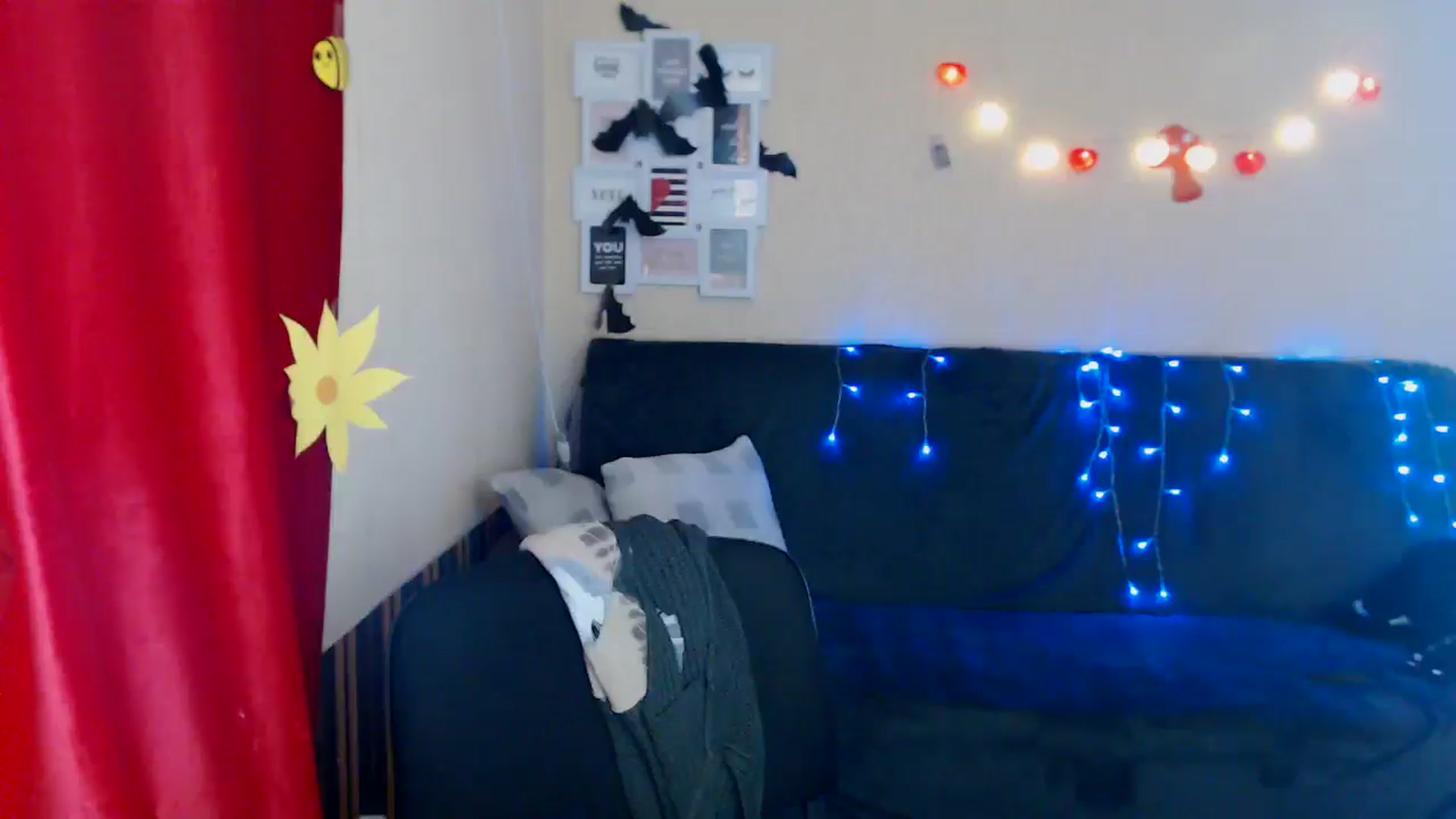 Gallery image thumbnail from Killinna's myfreecams stream on, 03/20/2025, 15:34 image 16 of 20
