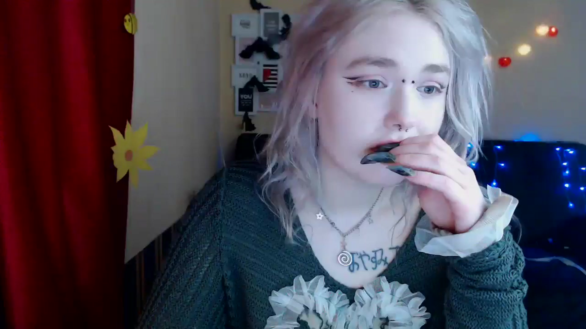 Gallery image thumbnail from Killinna's myfreecams stream on, 03/20/2025, 17:45 image 13 of 20