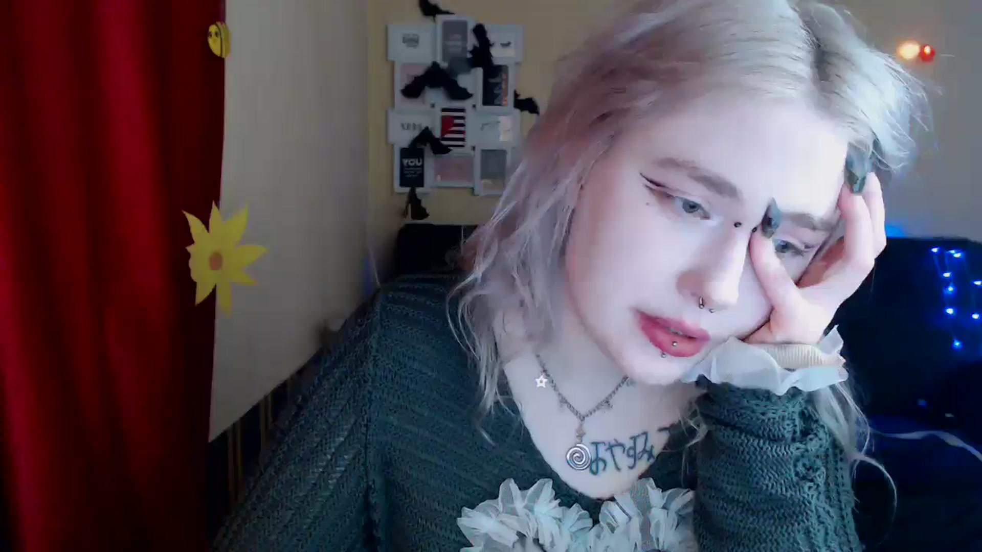 Gallery image thumbnail from Killinna's myfreecams stream on, 03/20/2025, 17:45 image 15 of 20