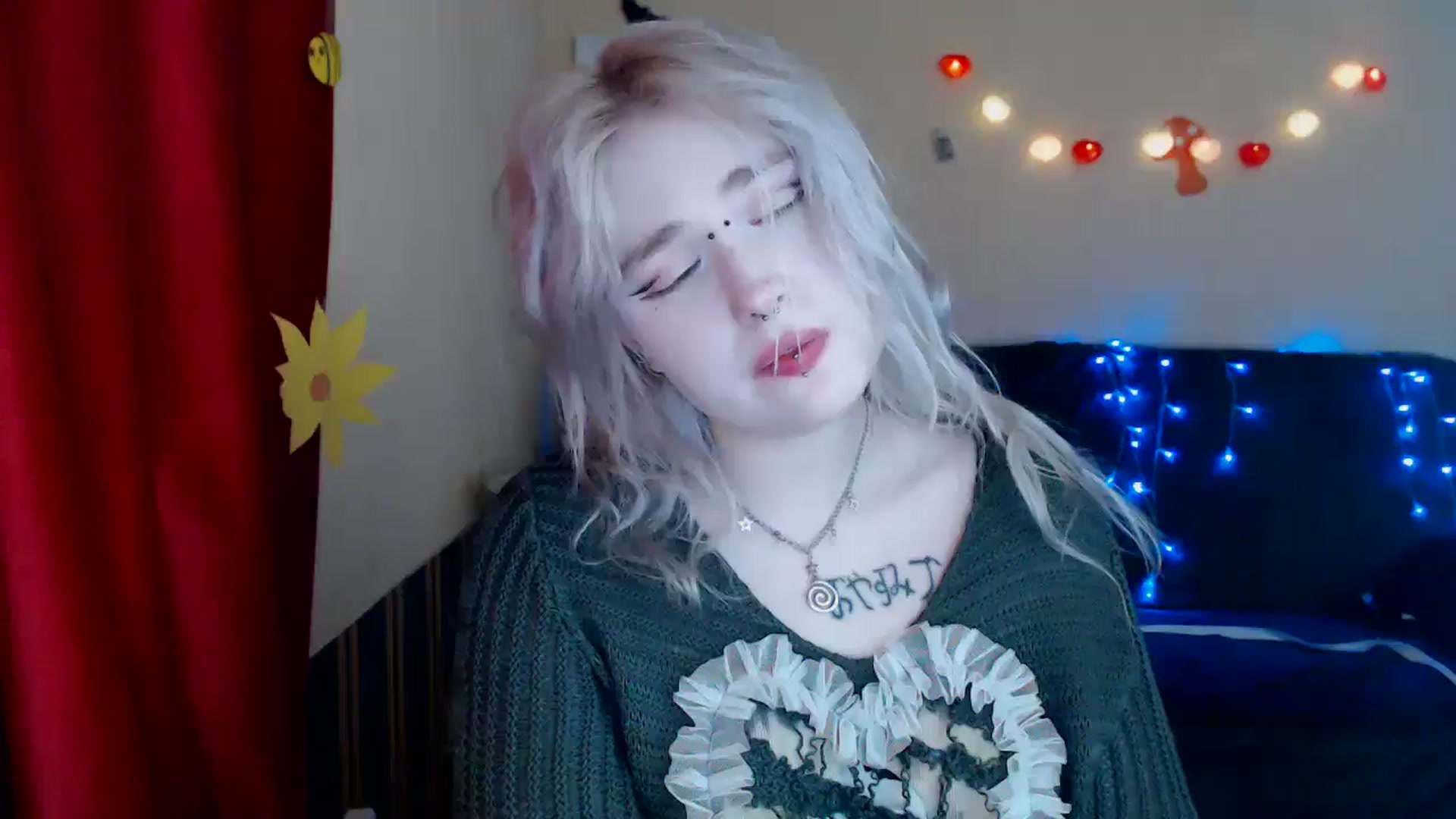 Gallery image thumbnail from Killinna's myfreecams stream on, 03/20/2025, 17:45 image 17 of 20