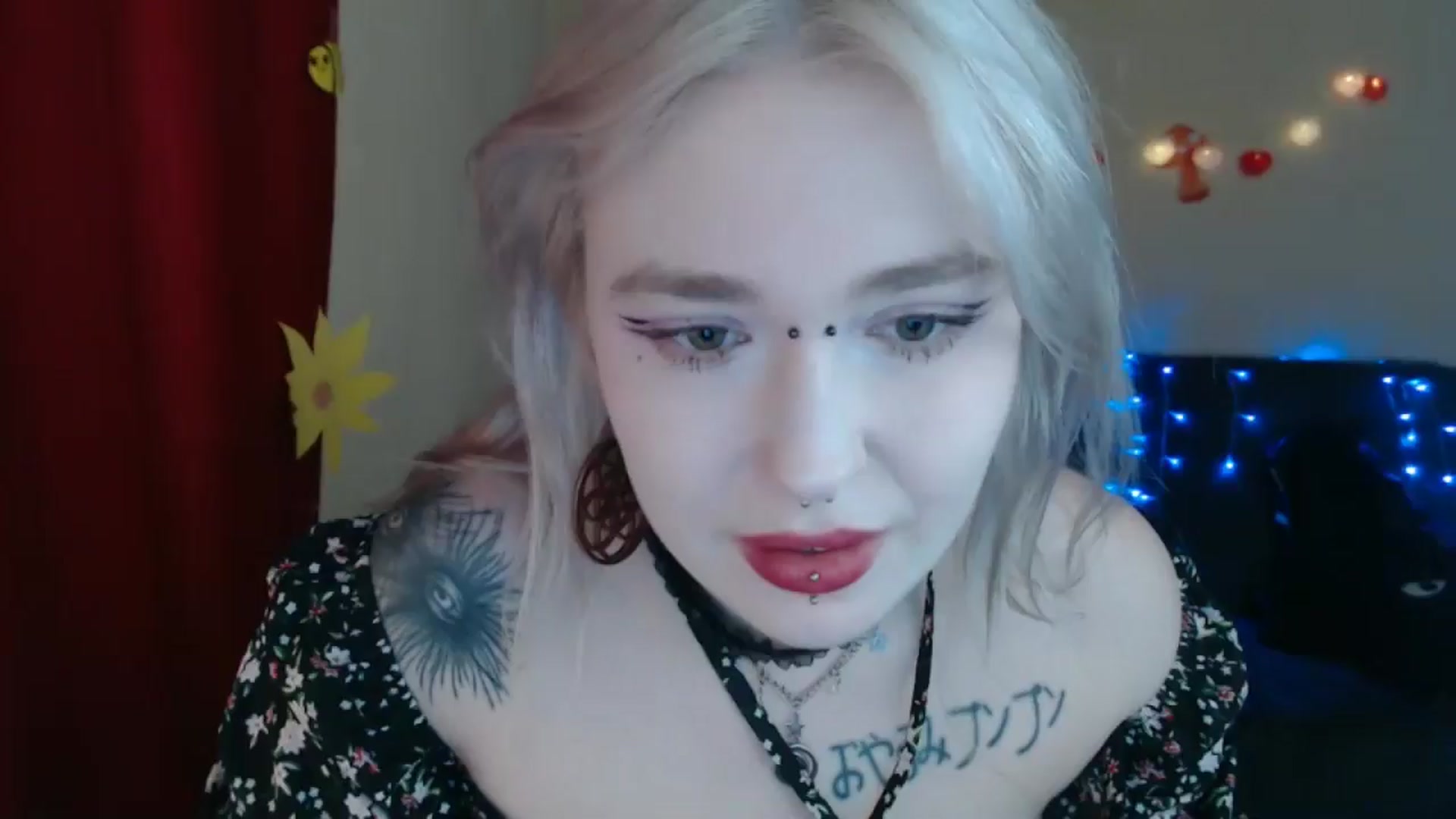 Gallery image thumbnail from Killinna's myfreecams stream on, 03/22/2025, 13:45 image 19 of 20