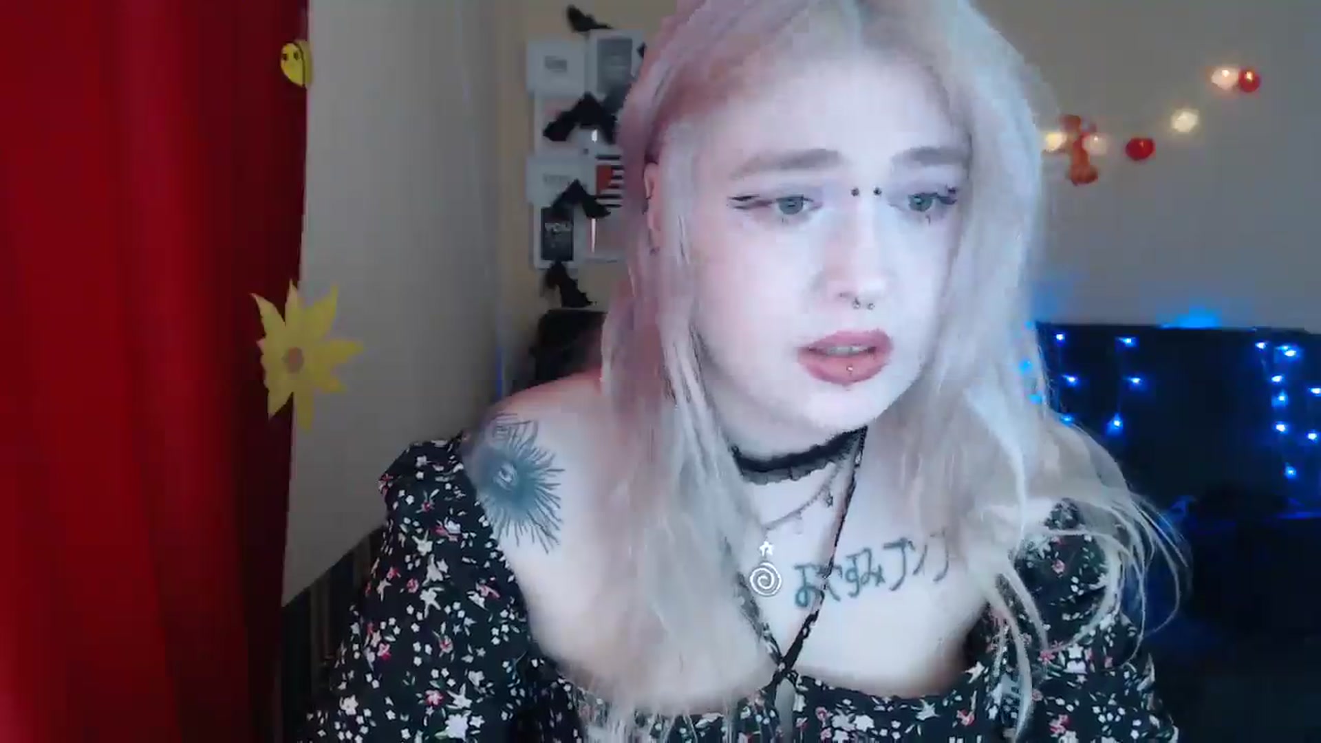 Gallery image thumbnail from Killinna's myfreecams stream on, 03/22/2025, 13:45 image 2 of 20