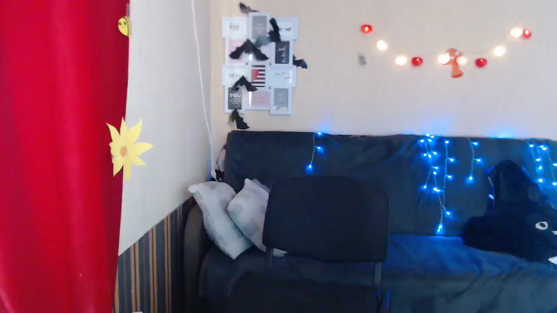 Gallery image thumbnail from Killinna's myfreecams stream on, 03/22/2025, 13:45 image 15 of 20