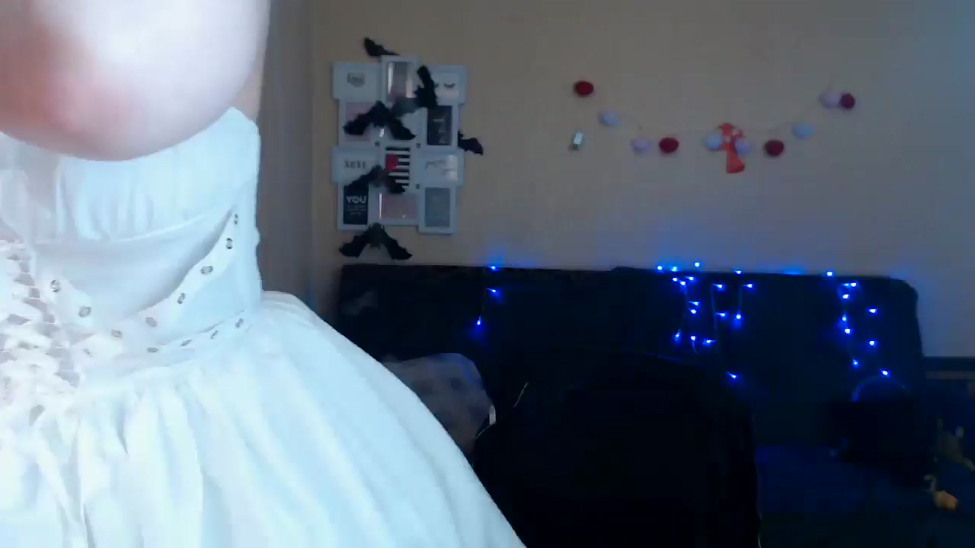 Gallery image thumbnail from Killinna's myfreecams stream on, 03/24/2025, 15:20 image 1 of 20