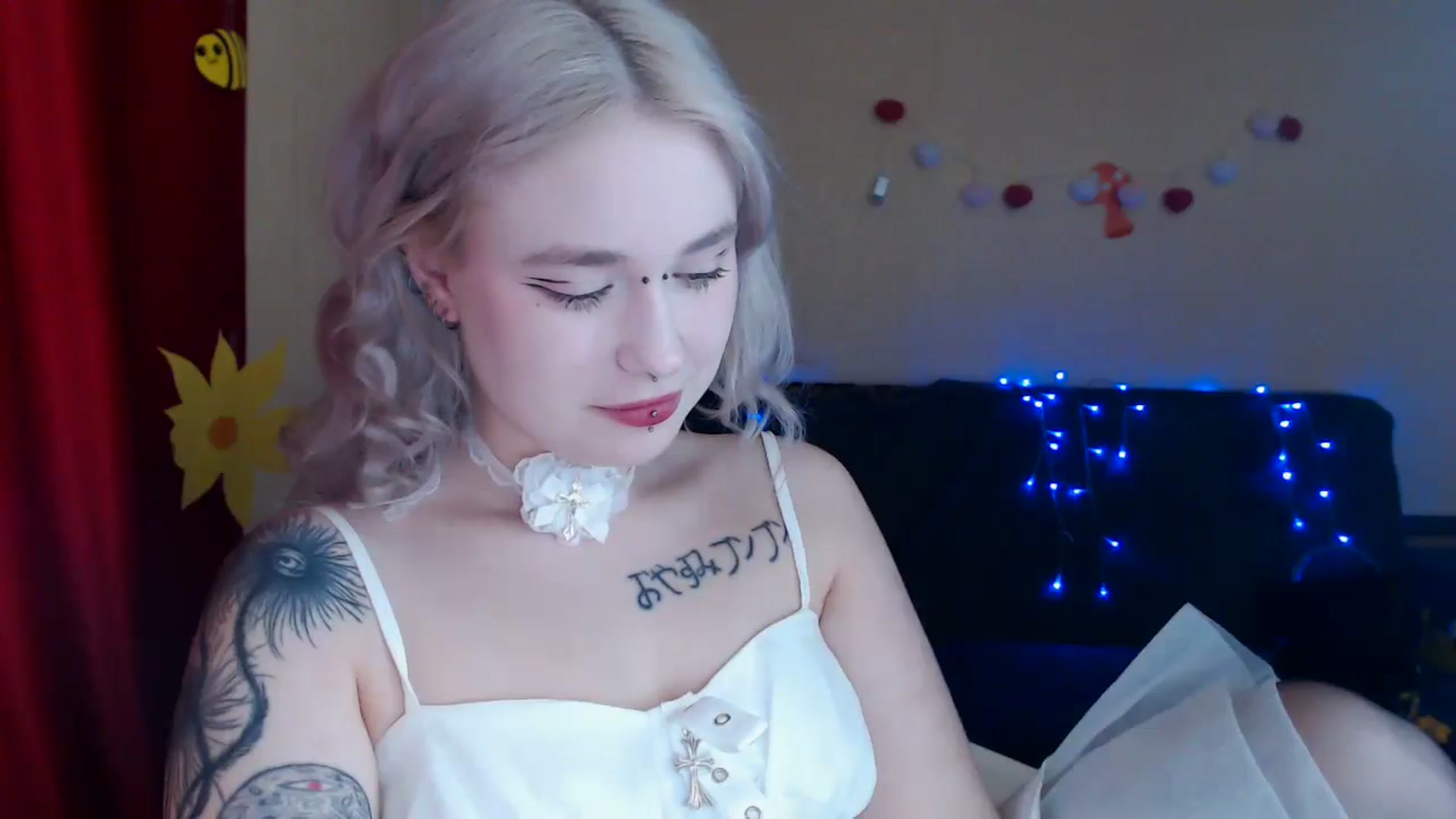 Gallery image thumbnail from Killinna's myfreecams stream on, 03/24/2025, 15:20 image 8 of 20