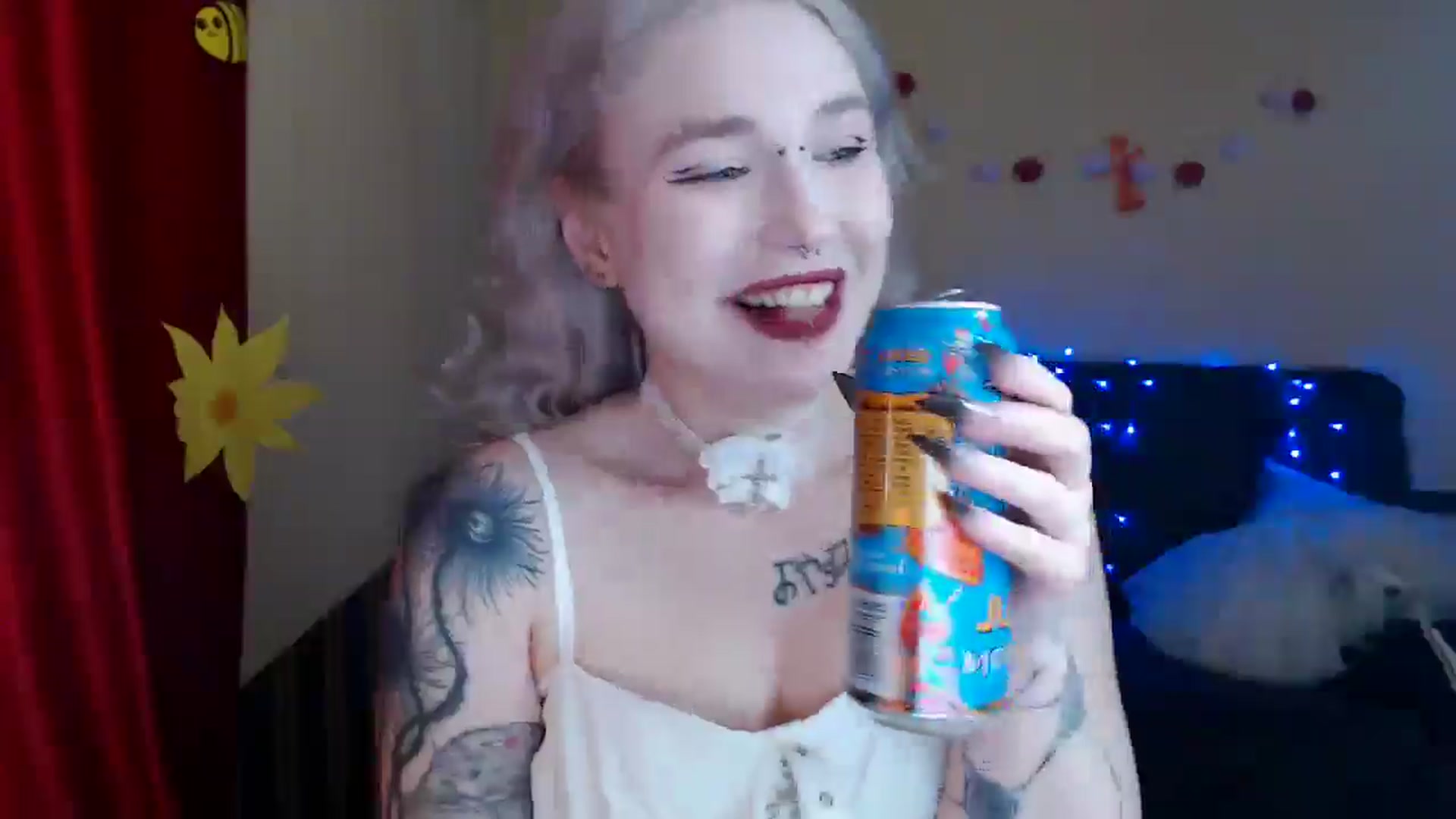 Gallery image thumbnail from Killinna's myfreecams stream on, 03/24/2025, 16:59 image 10 of 20