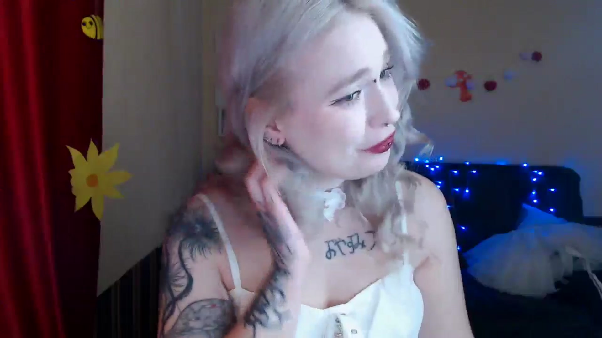 Gallery image thumbnail from Killinna's myfreecams stream on, 03/24/2025, 16:59 image 6 of 20