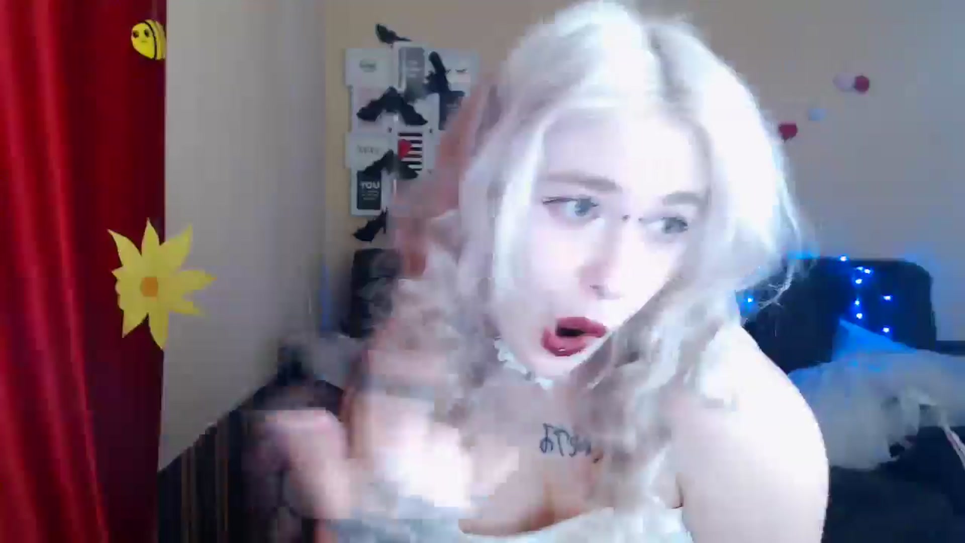 Gallery image thumbnail from Killinna's myfreecams stream on, 03/24/2025, 16:59 image 3 of 20