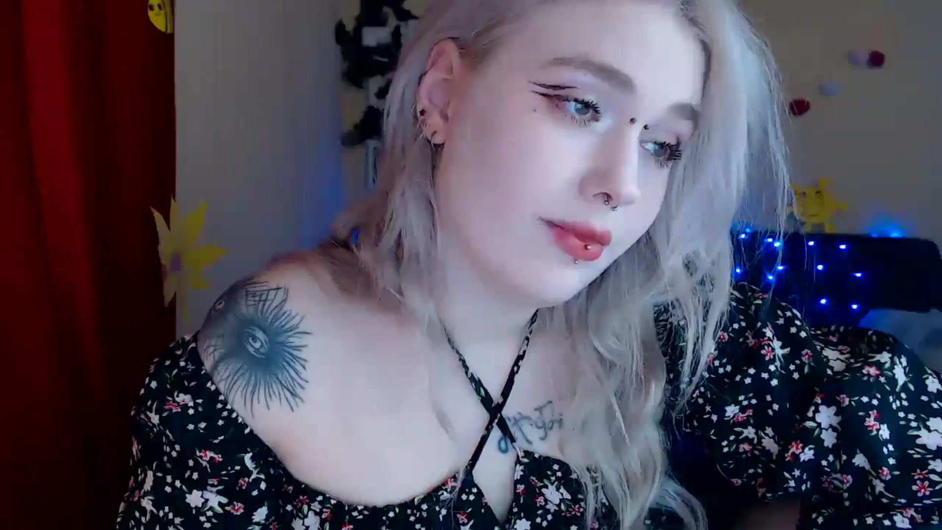 Gallery image thumbnail from Killinna's myfreecams stream on, 03/25/2025, 15:28 image 8 of 20