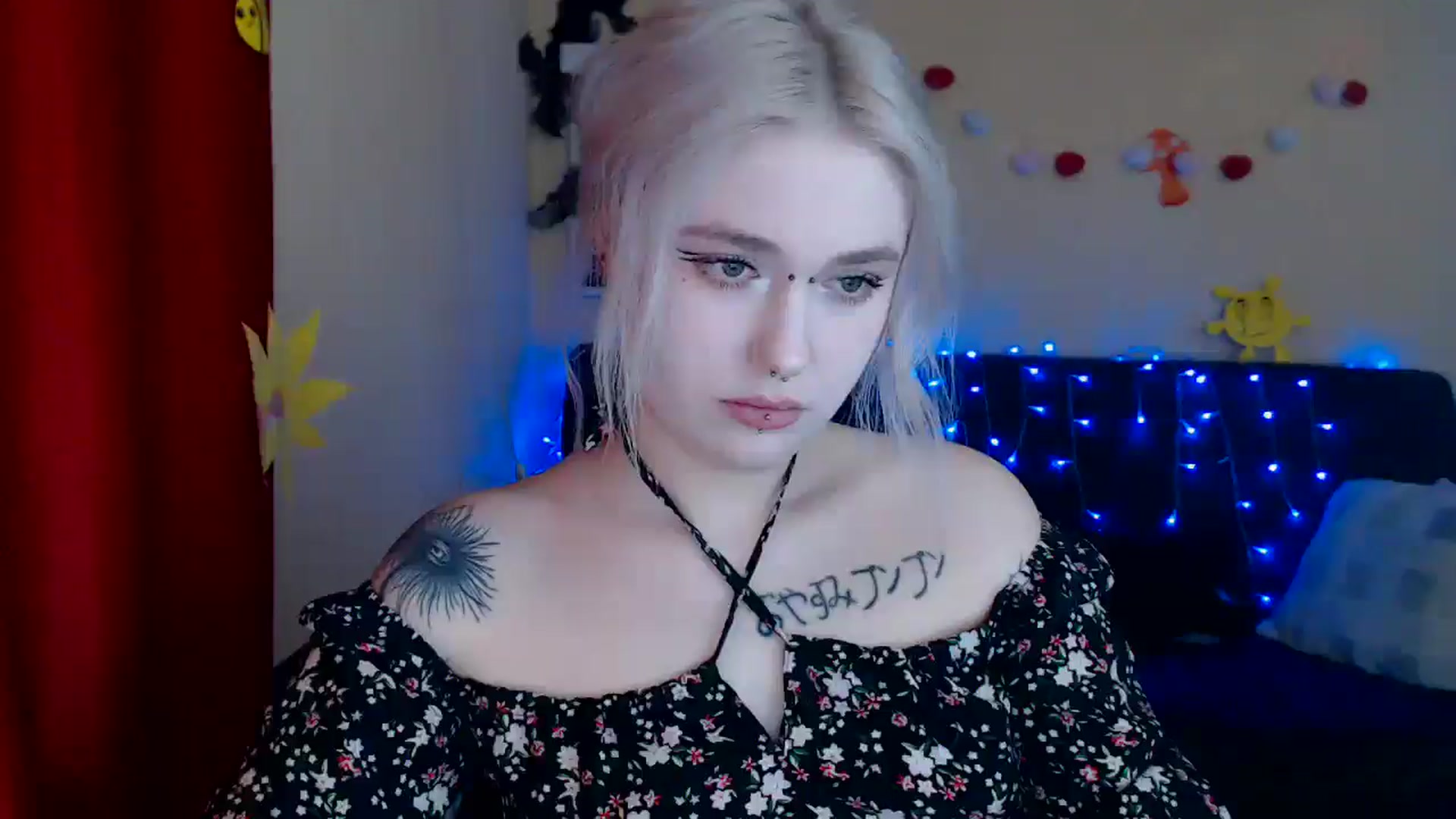 Gallery image thumbnail from Killinna's myfreecams stream on, 03/25/2025, 15:28 image 3 of 20
