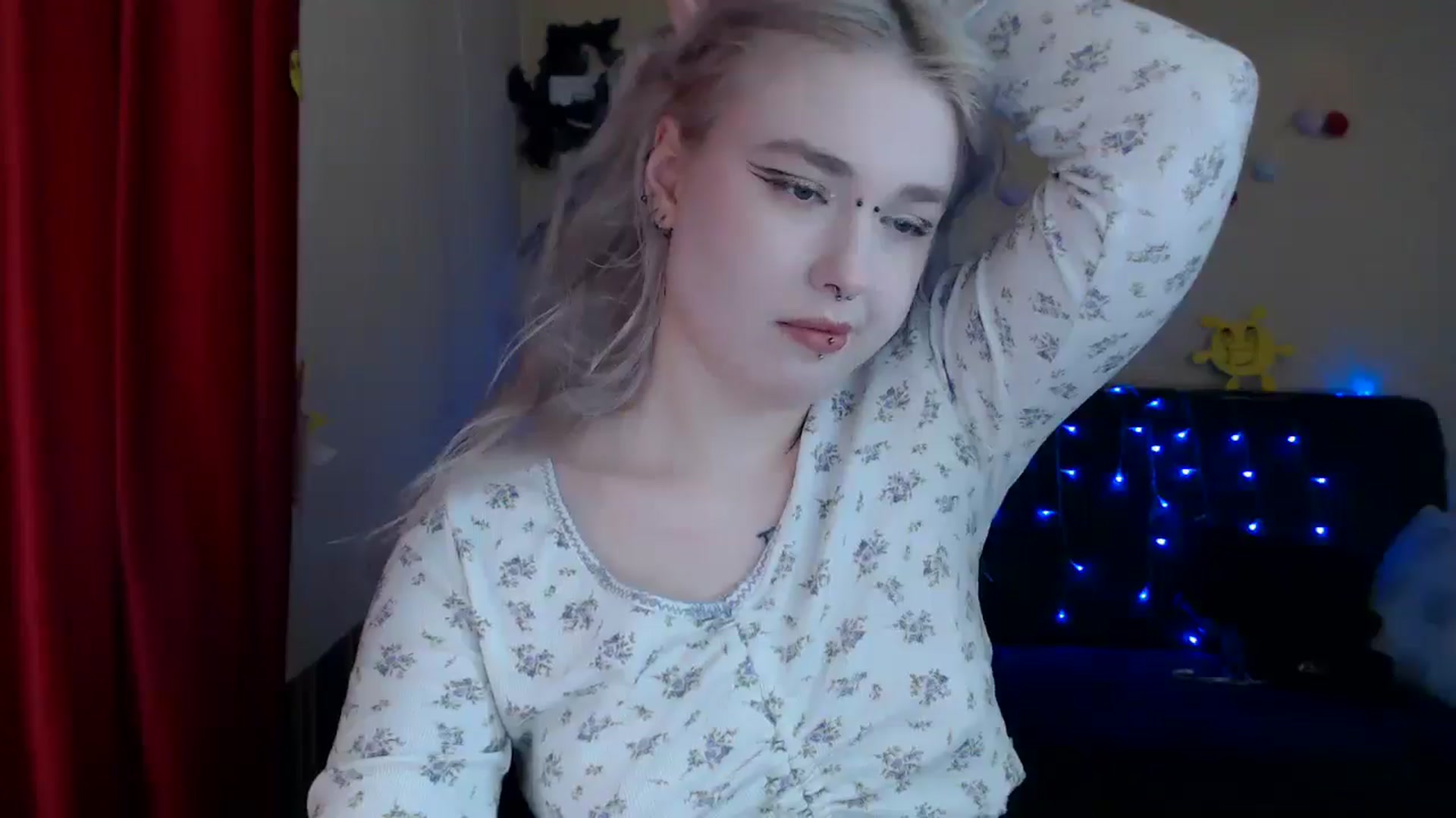 Gallery image thumbnail from Killinna's myfreecams stream on, 03/27/2025, 14:41 image 7 of 20