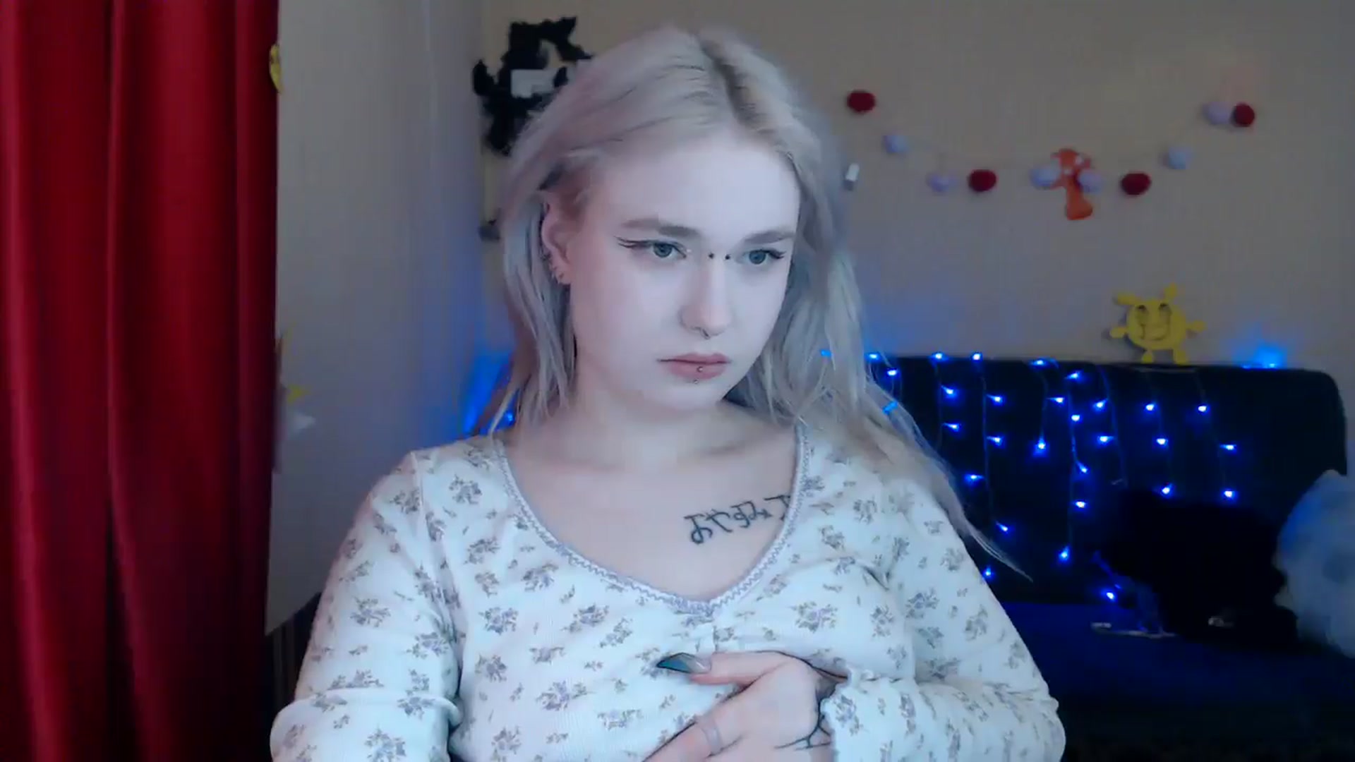 Gallery image thumbnail from Killinna's myfreecams stream on, 03/27/2025, 14:41 image 17 of 20