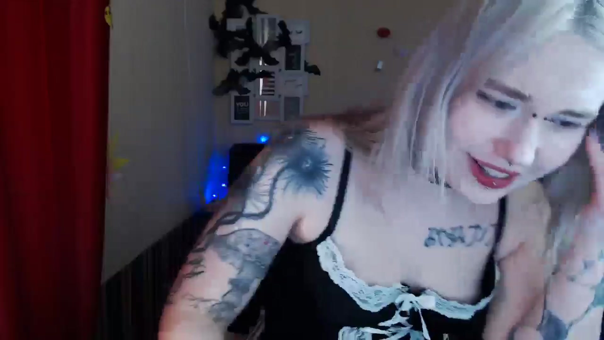 Gallery image thumbnail from Killinna's myfreecams stream on, 03/29/2025, 14:37 image 5 of 20
