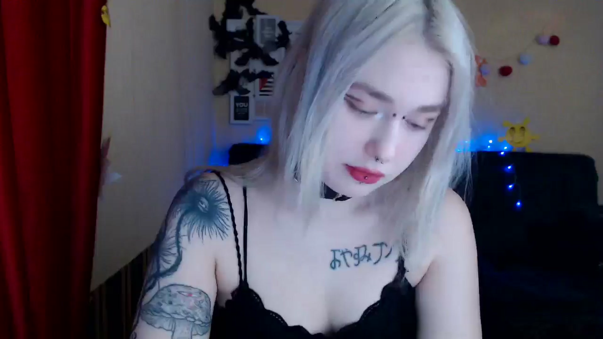 Gallery image thumbnail from Killinna's myfreecams stream on, 03/31/2025, 12:40 image 3 of 20