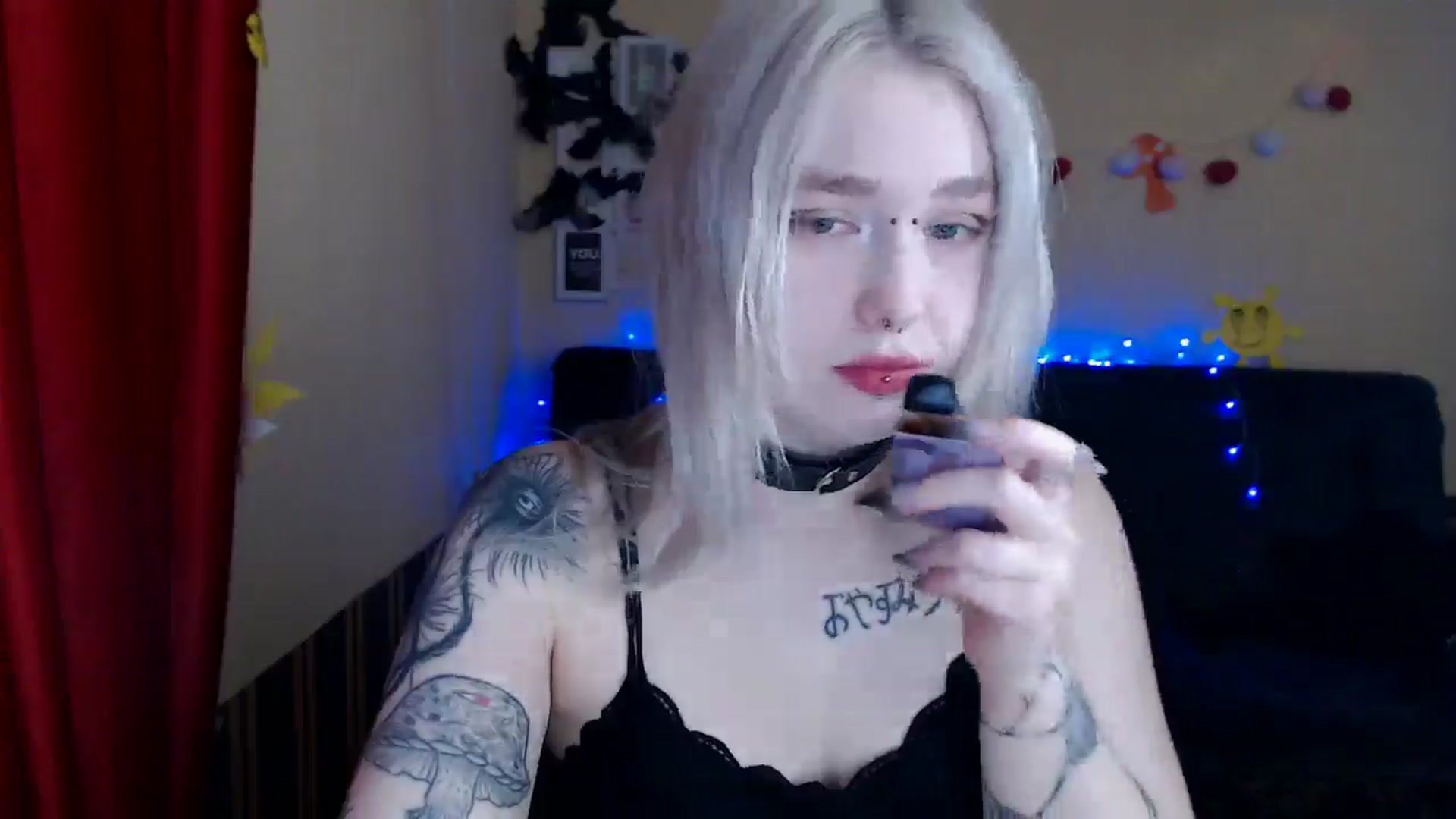 Gallery image thumbnail from Killinna's myfreecams stream on, 03/31/2025, 12:40 image 14 of 20