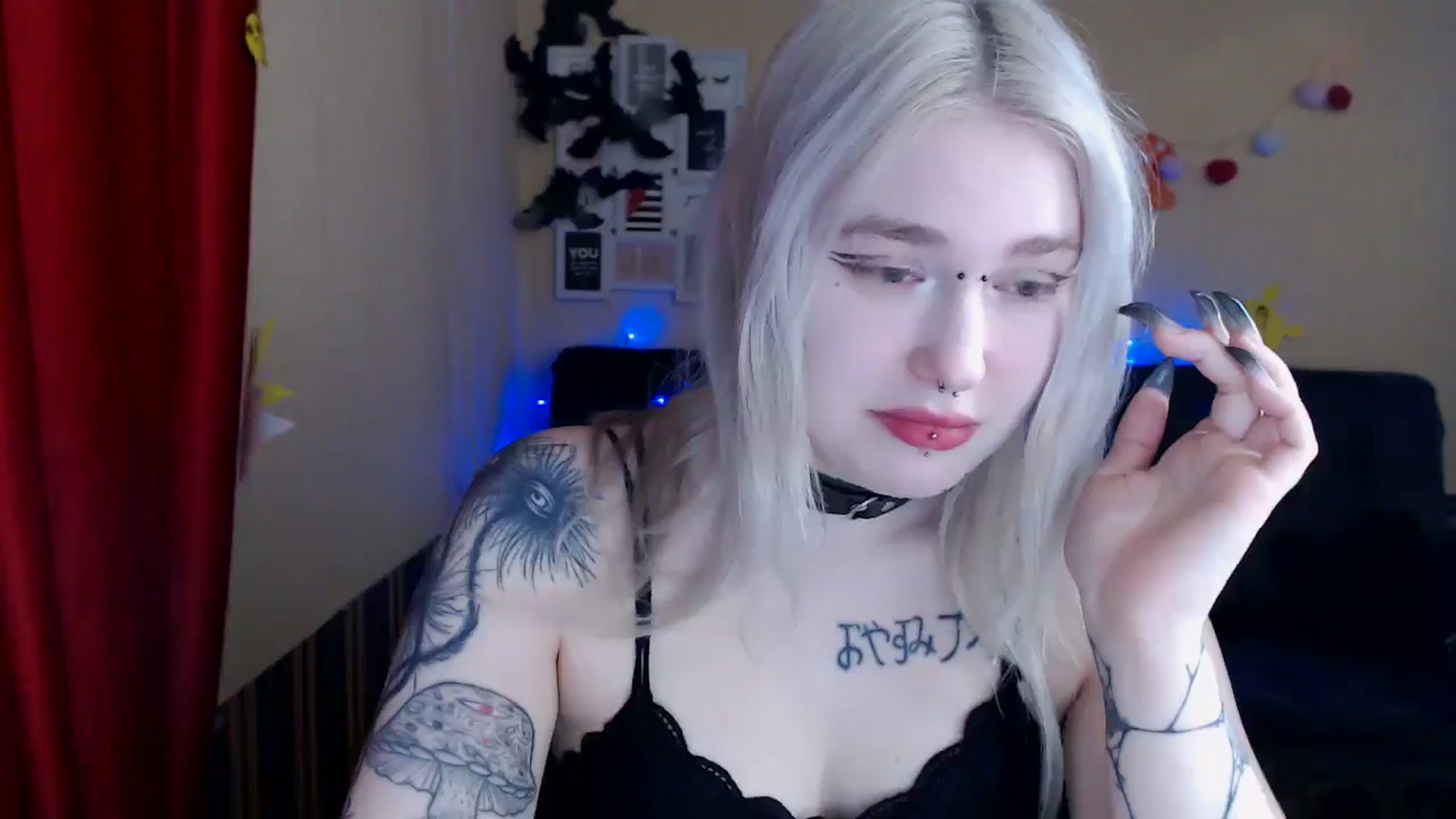 Gallery image thumbnail from Killinna's myfreecams stream on, 03/31/2025, 12:40 image 16 of 20
