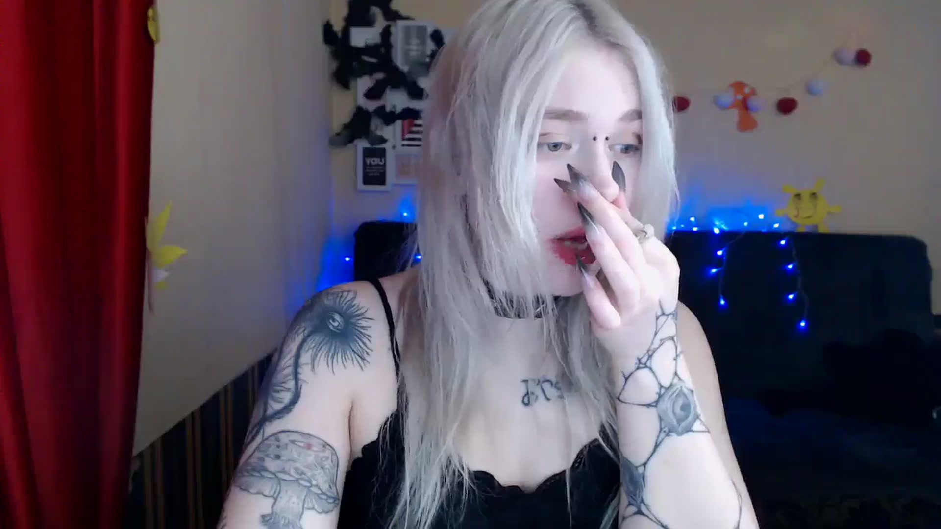 Gallery image thumbnail from Killinna's myfreecams stream on, 03/31/2025, 13:37 image 5 of 20
