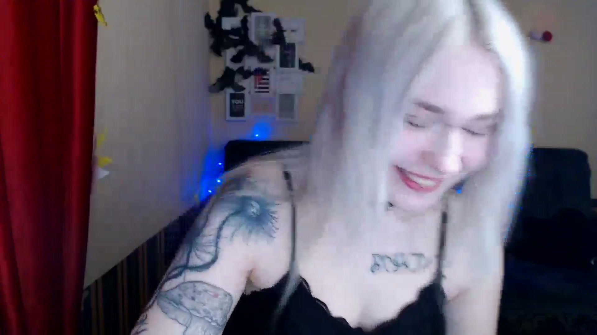 Gallery image thumbnail from Killinna's myfreecams stream on, 03/31/2025, 13:37 image 14 of 20