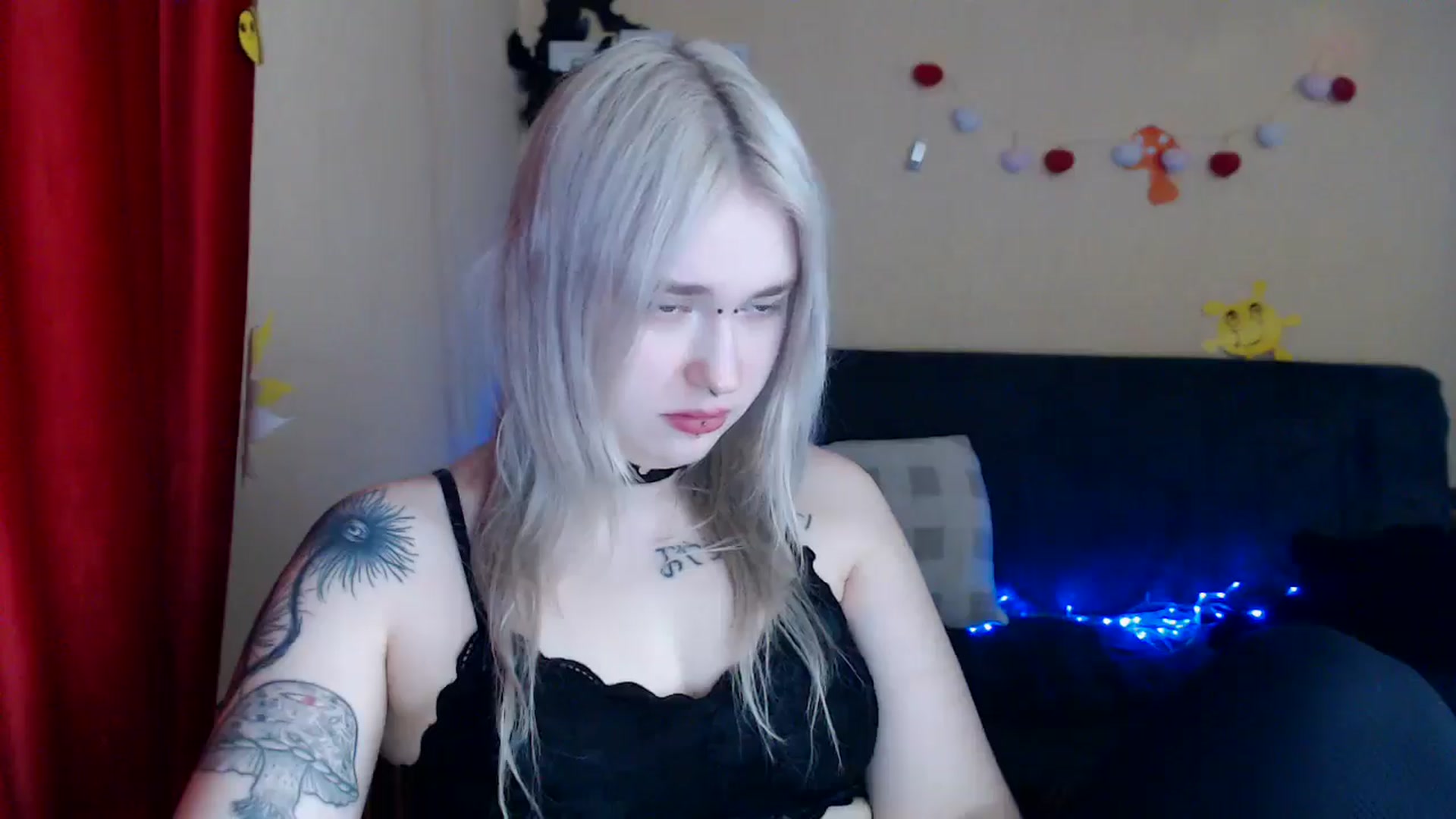 Gallery image thumbnail from Killinna's myfreecams stream on, 03/31/2025, 15:12 image 14 of 20