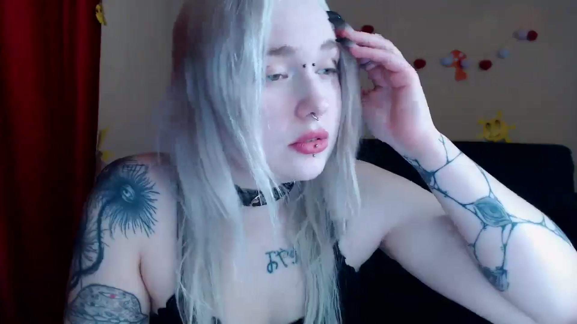 Gallery image thumbnail from Killinna's myfreecams stream on, 03/31/2025, 15:12 image 12 of 20