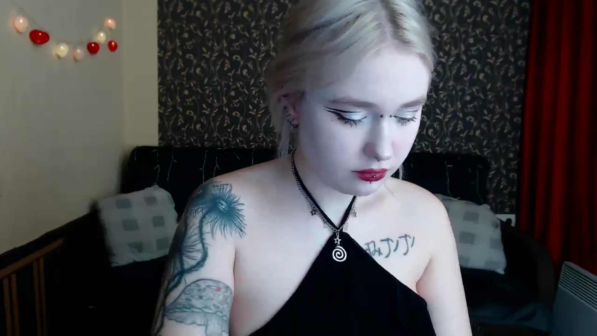 Gallery image thumbnail from Killinna's myfreecams stream on, 04/03/2025, 15:58 image 11 of 20