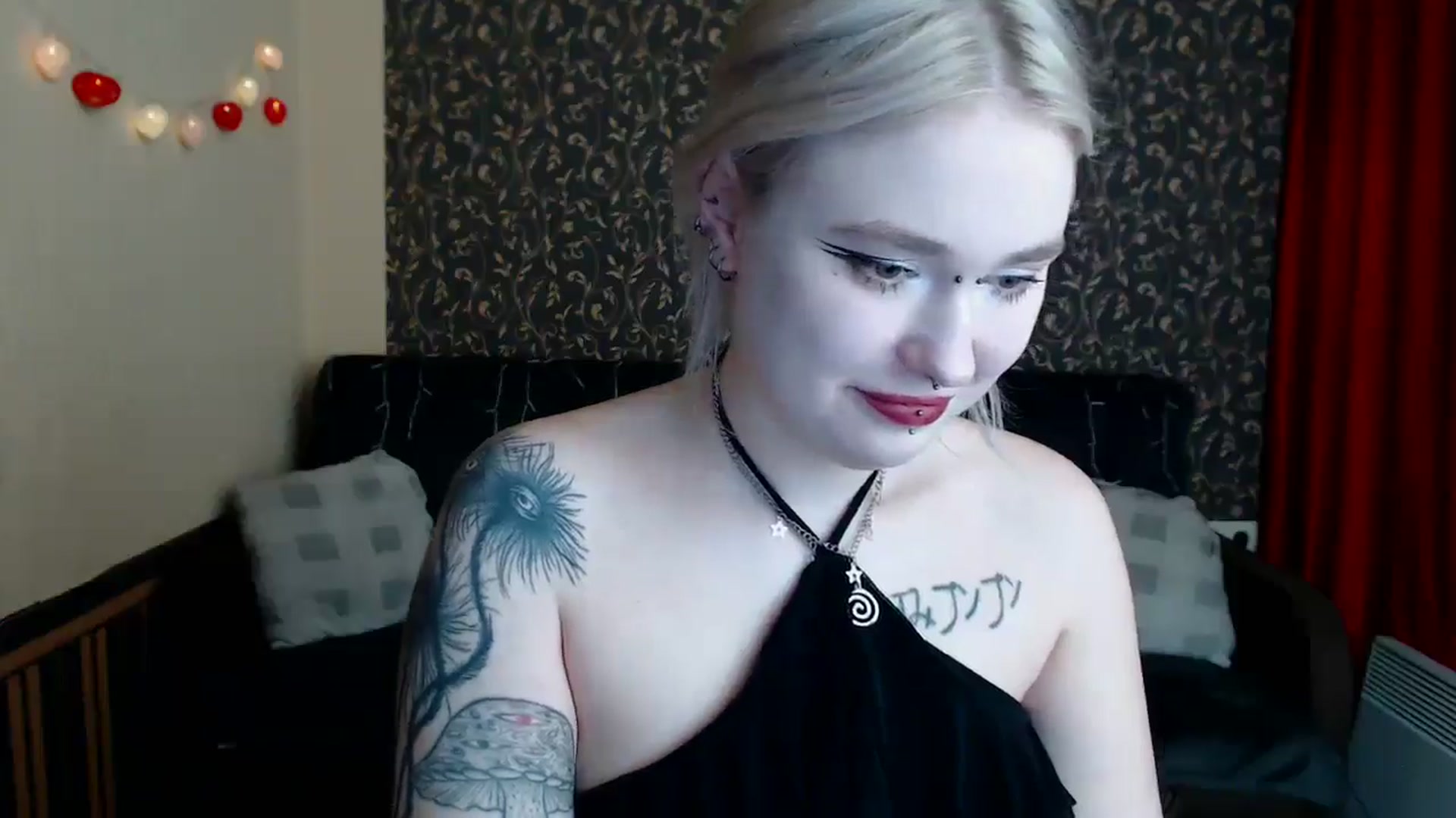 Gallery image thumbnail from Killinna's myfreecams stream on, 04/03/2025, 15:58 image 12 of 20