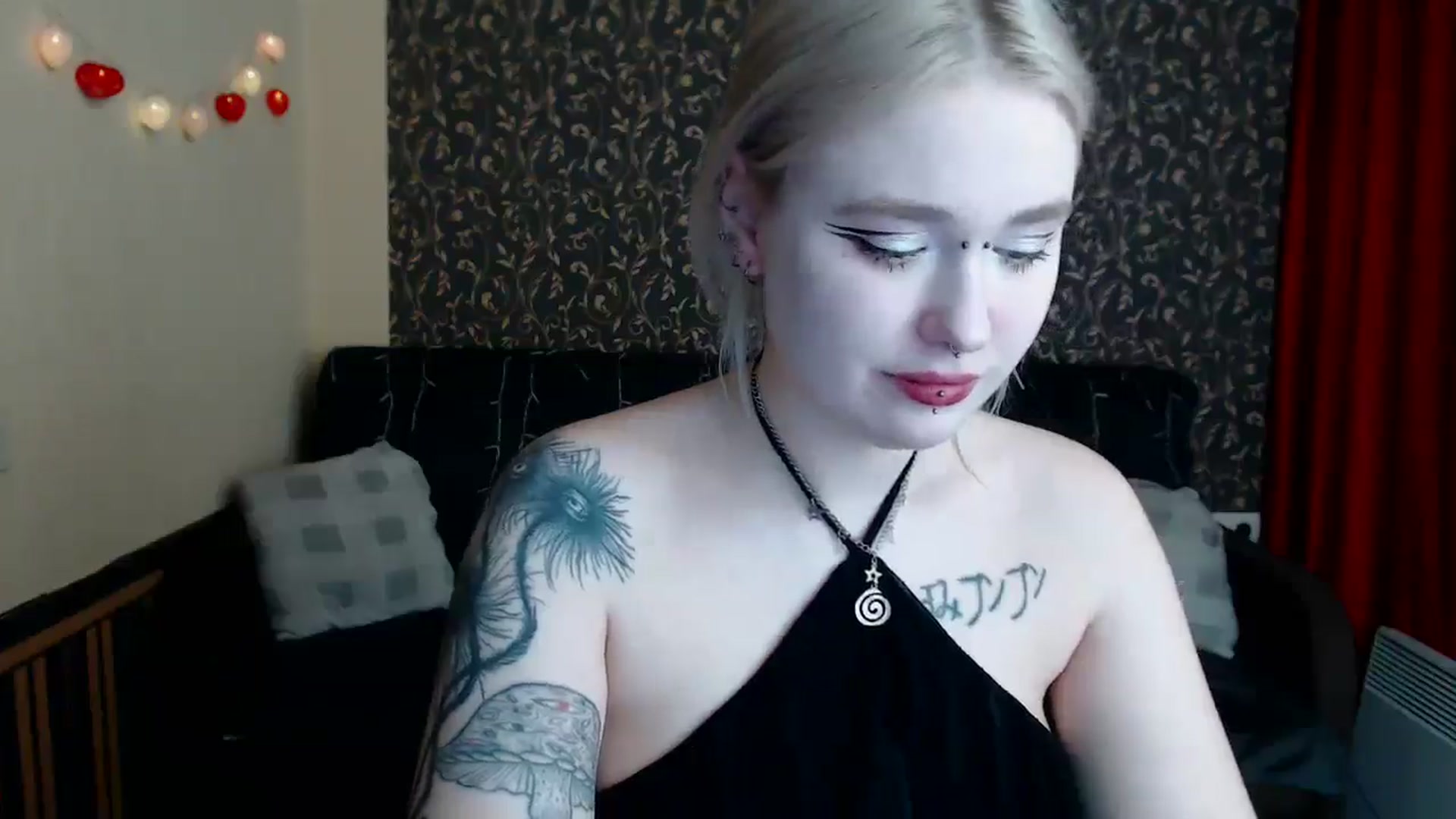 Gallery image thumbnail from Killinna's myfreecams stream on, 04/03/2025, 15:58 image 19 of 20