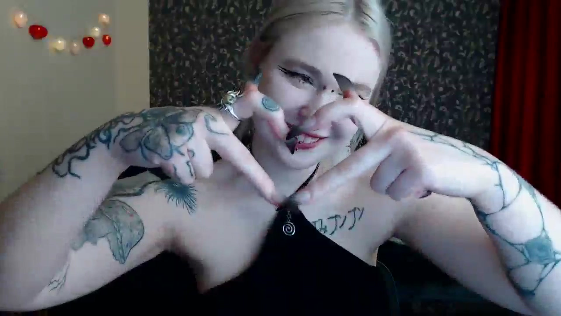 Gallery image thumbnail from Killinna's myfreecams stream on, 04/03/2025, 15:58 image 17 of 20