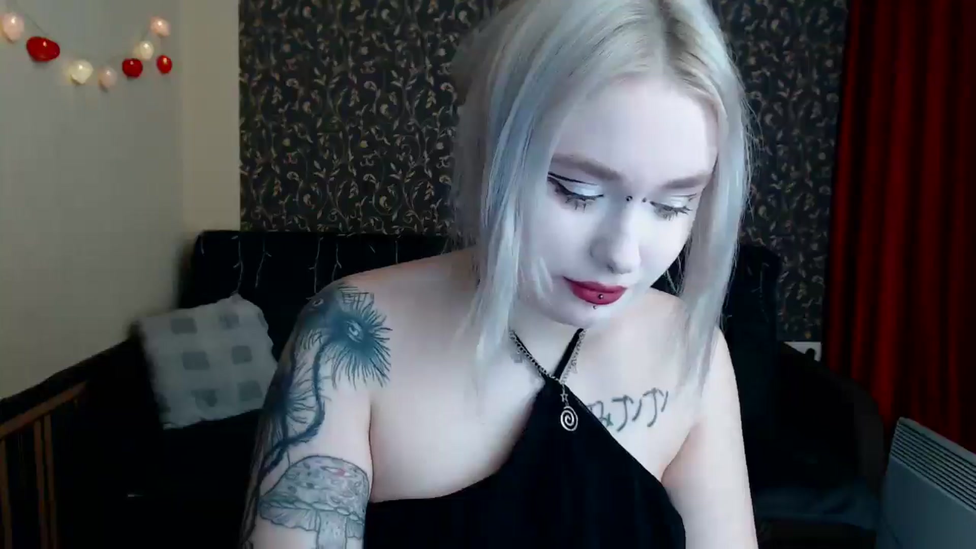 Gallery image thumbnail from Killinna's myfreecams stream on, 04/03/2025, 16:52 image 9 of 20