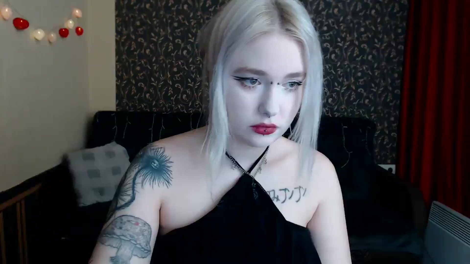 Gallery image thumbnail from Killinna's myfreecams stream on, 04/03/2025, 16:52 image 13 of 20