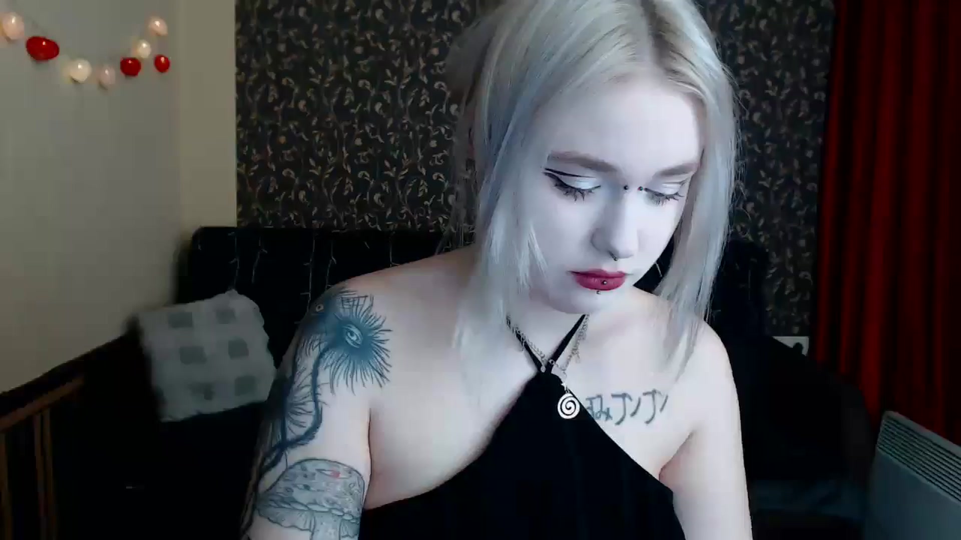Gallery image thumbnail from Killinna's myfreecams stream on, 04/03/2025, 16:52 image 11 of 20