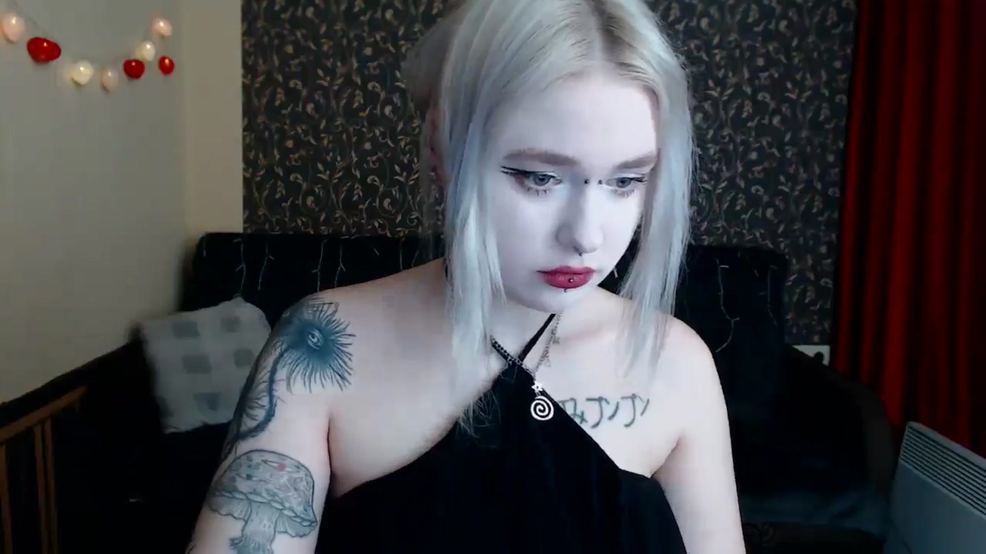 Gallery image thumbnail from Killinna's myfreecams stream on, 04/03/2025, 16:52 image 15 of 20