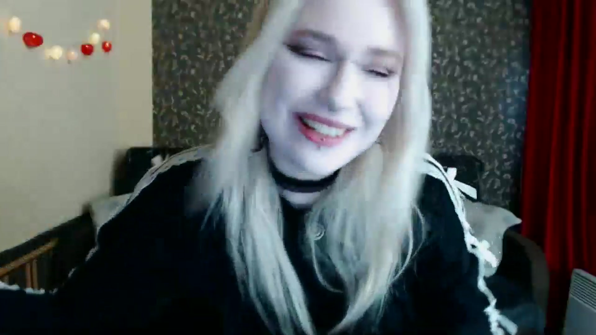 Gallery image thumbnail from Killinna's myfreecams stream on, 04/06/2025, 13:37 image 6 of 20