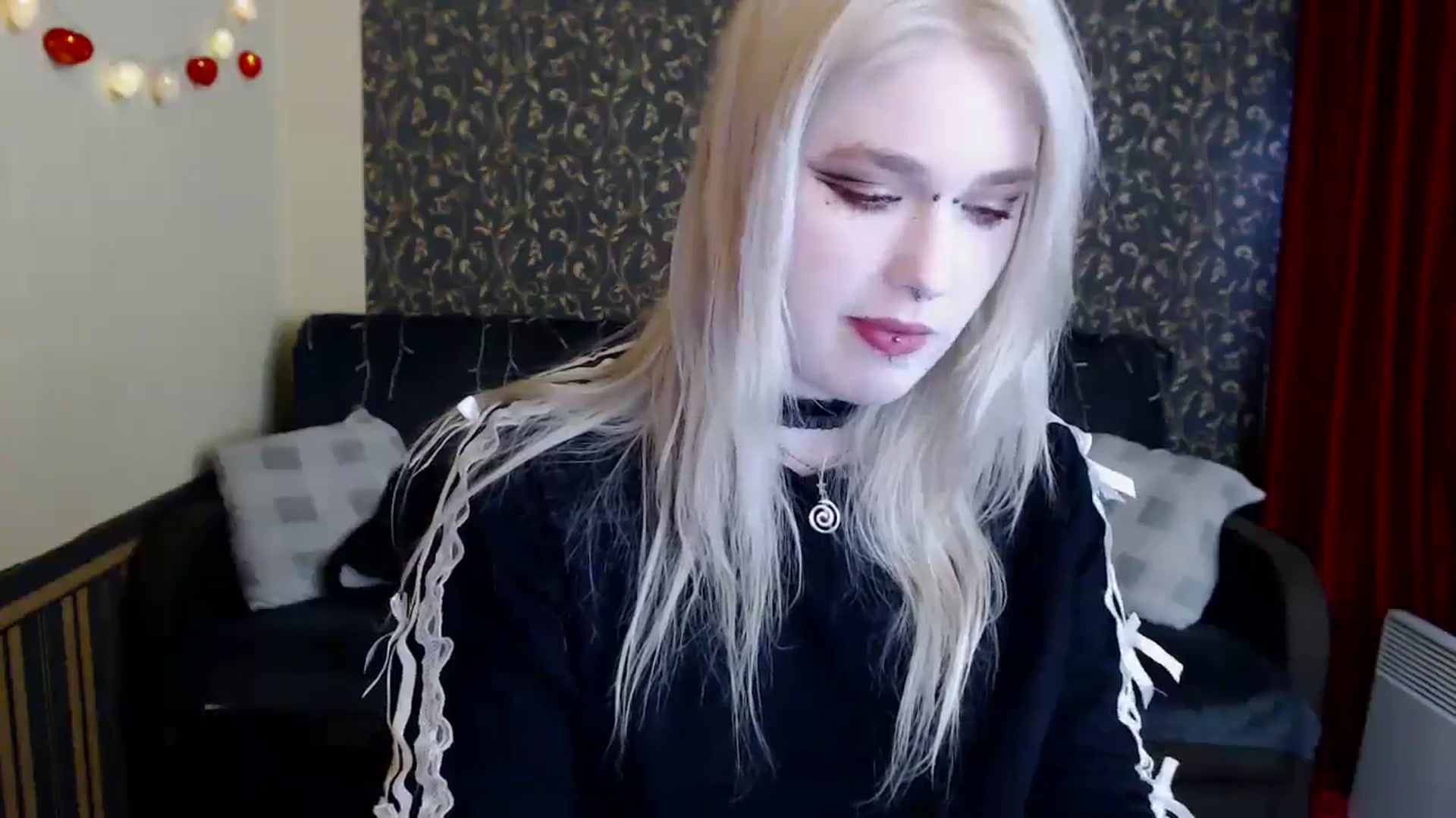Gallery image thumbnail from Killinna's myfreecams stream on, 04/06/2025, 13:37 image 11 of 20
