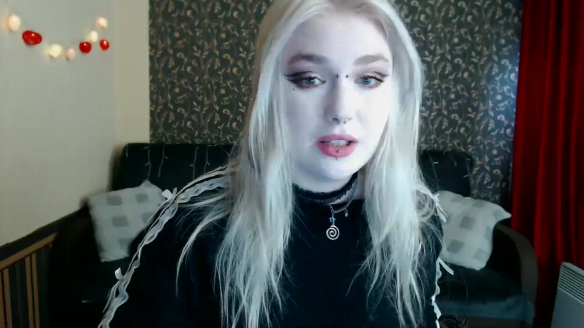 Gallery image thumbnail from Killinna's myfreecams stream on, 04/06/2025, 13:37 image 3 of 20