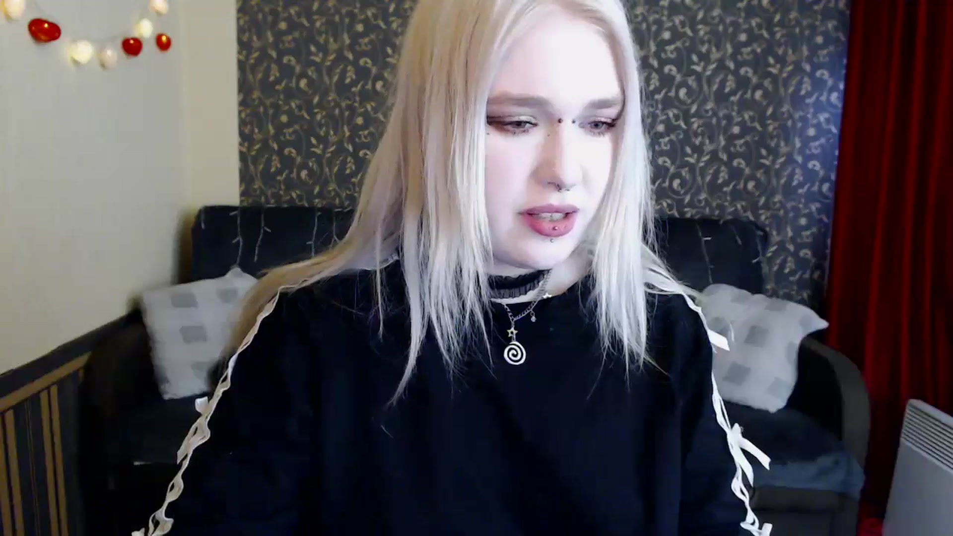 Gallery image thumbnail from Killinna's myfreecams stream on, 04/06/2025, 13:37 image 18 of 20