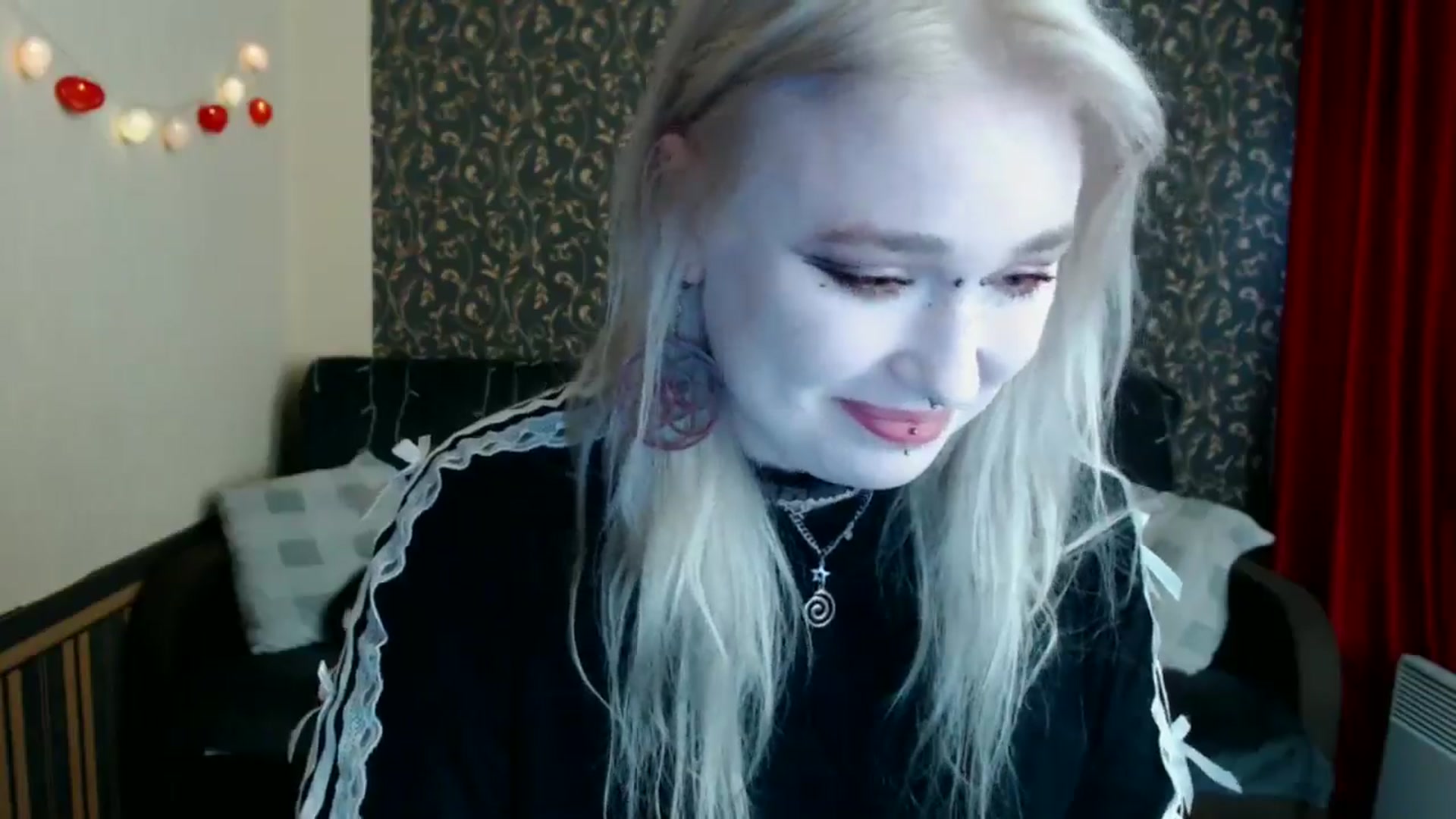 Gallery image thumbnail from Killinna's myfreecams stream on, 04/06/2025, 13:37 image 2 of 20