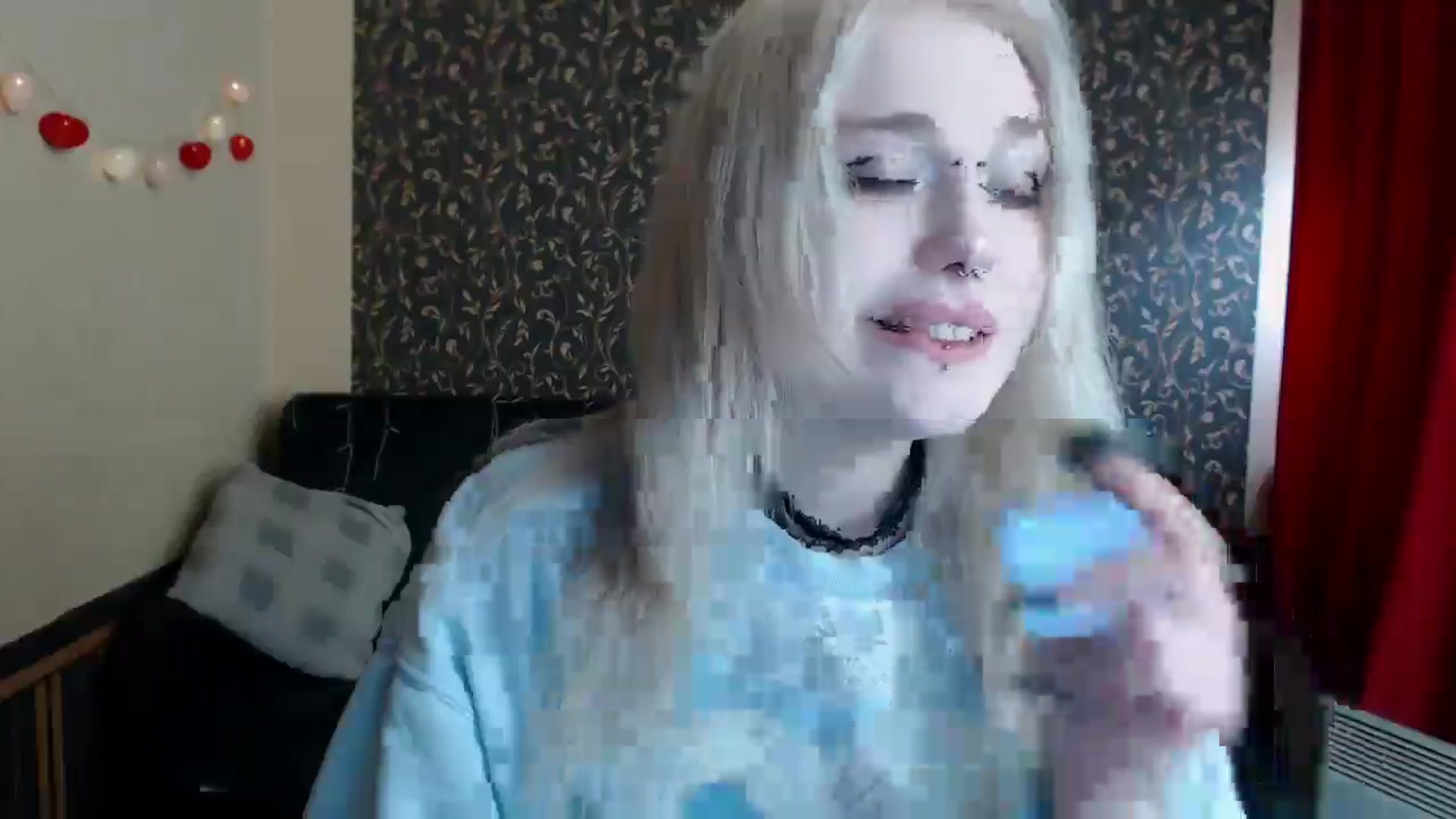 Gallery image thumbnail from Killinna's myfreecams stream on, 04/07/2025, 12:40 image 4 of 20