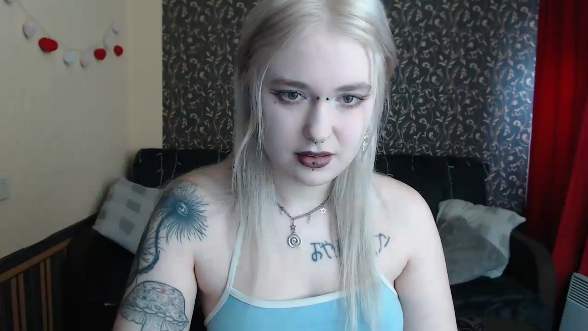 Gallery image thumbnail from Killinna's myfreecams stream on, 04/08/2025, 12:43 image 6 of 20