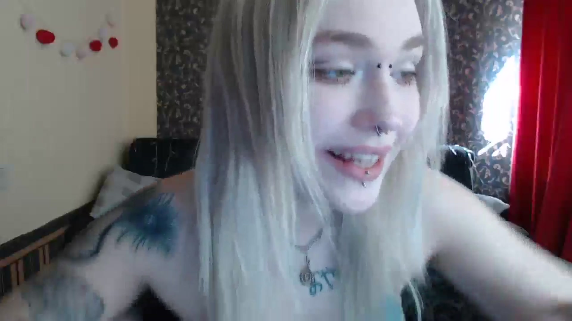 Gallery image thumbnail from Killinna's myfreecams stream on, 04/08/2025, 12:43 image 20 of 20