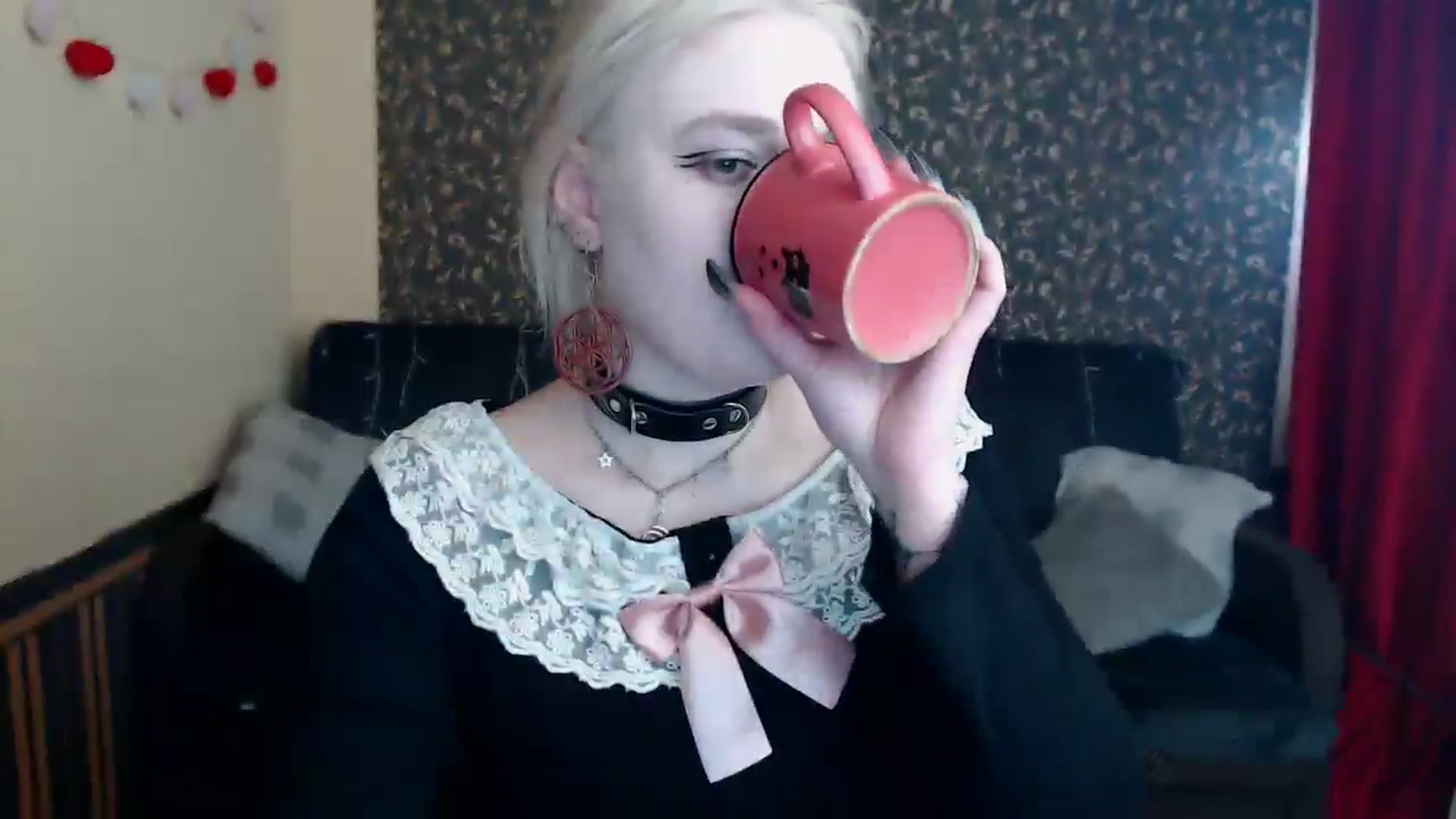 Gallery image thumbnail from Killinna's myfreecams stream on, 04/09/2025, 14:16 image 2 of 20