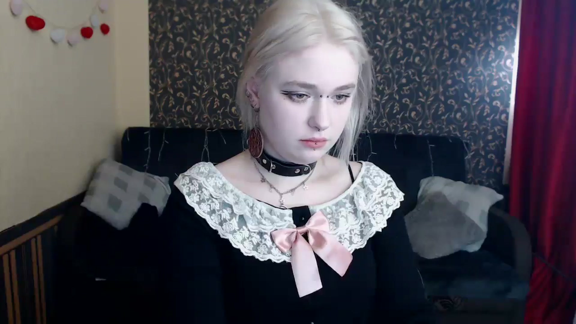 Gallery image thumbnail from Killinna's myfreecams stream on, 04/09/2025, 14:16 image 6 of 20