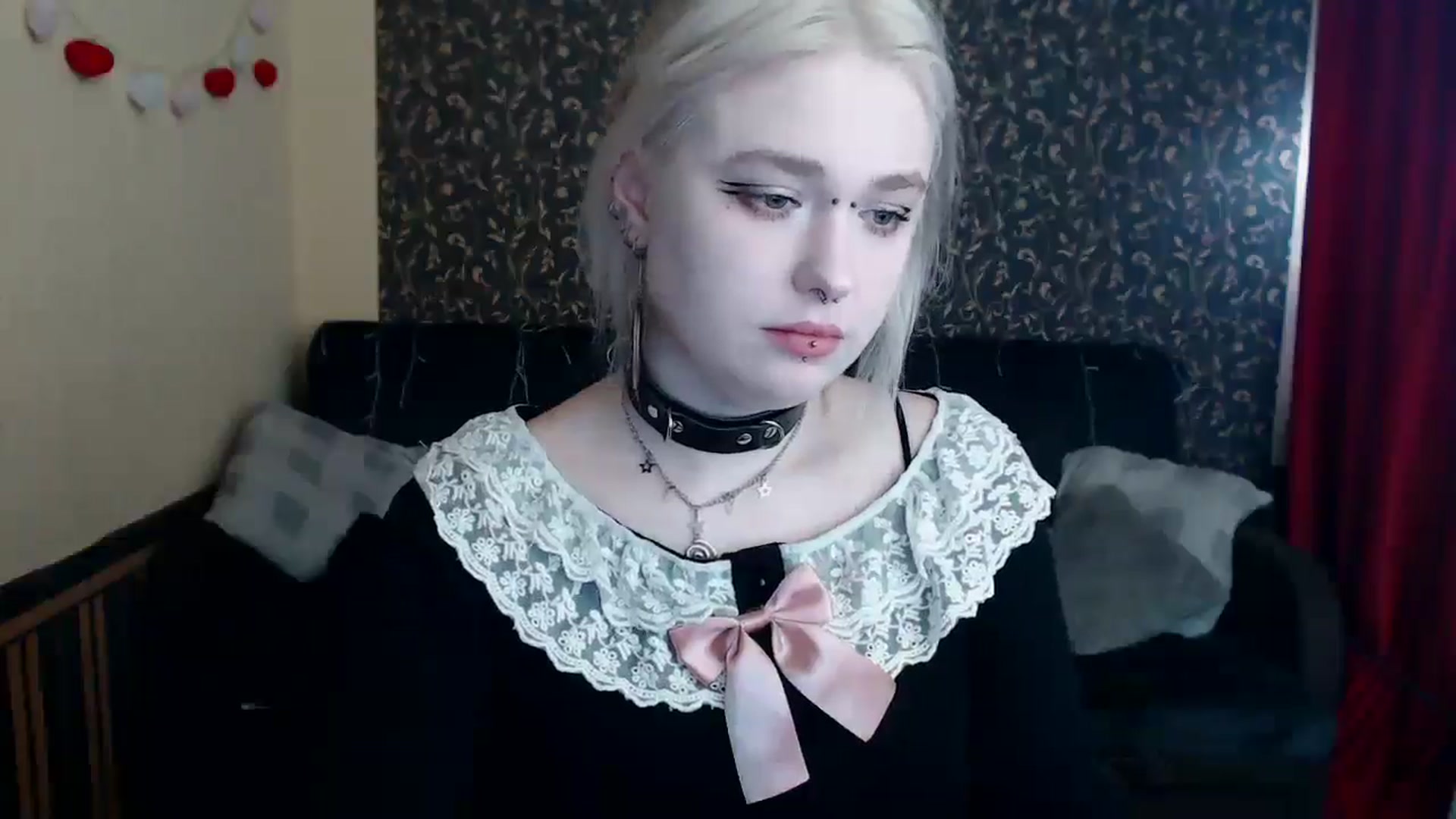 Gallery image thumbnail from Killinna's myfreecams stream on, 04/09/2025, 14:16 image 4 of 20