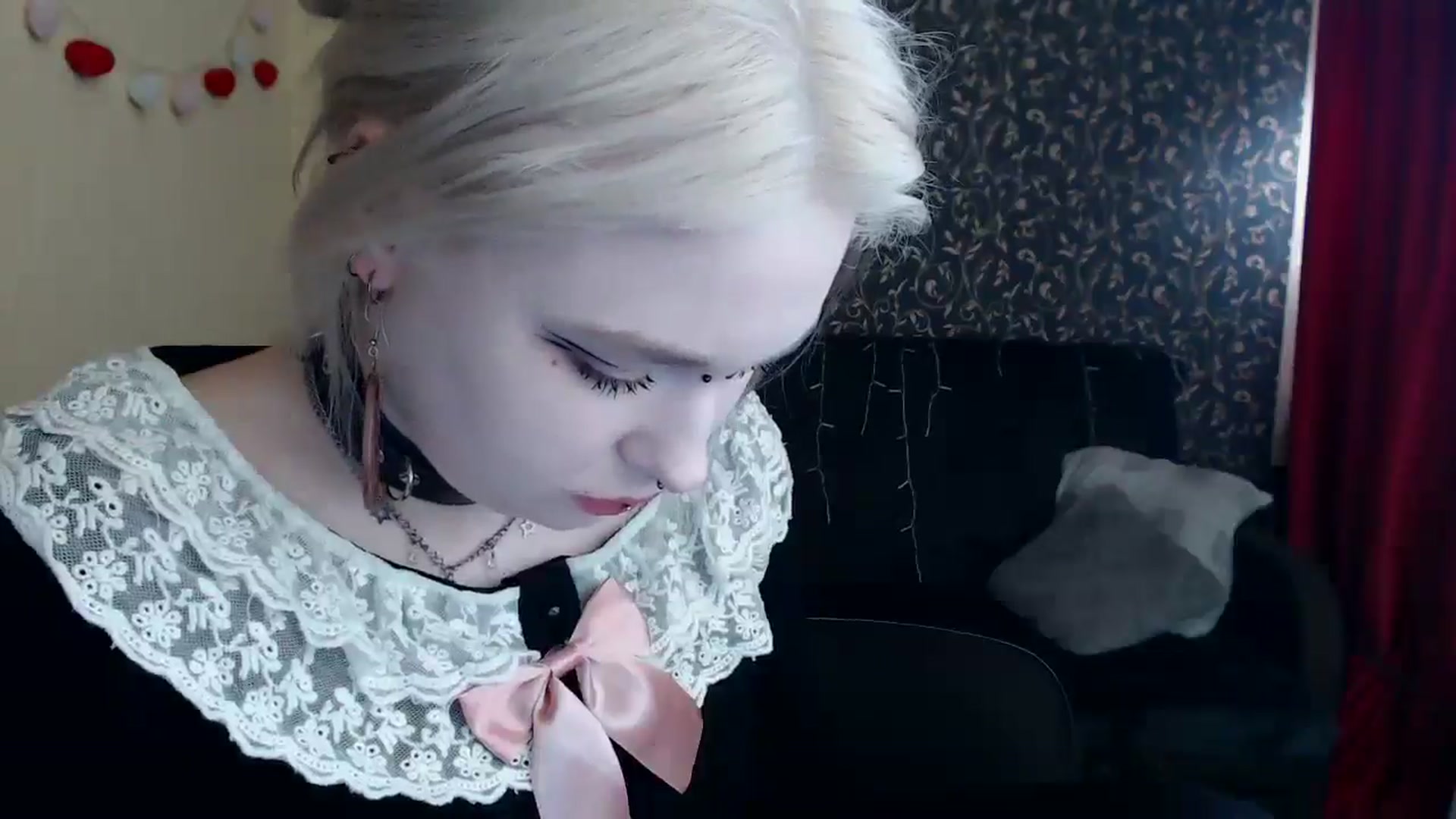 Gallery image thumbnail from Killinna's myfreecams stream on, 04/09/2025, 14:16 image 7 of 20