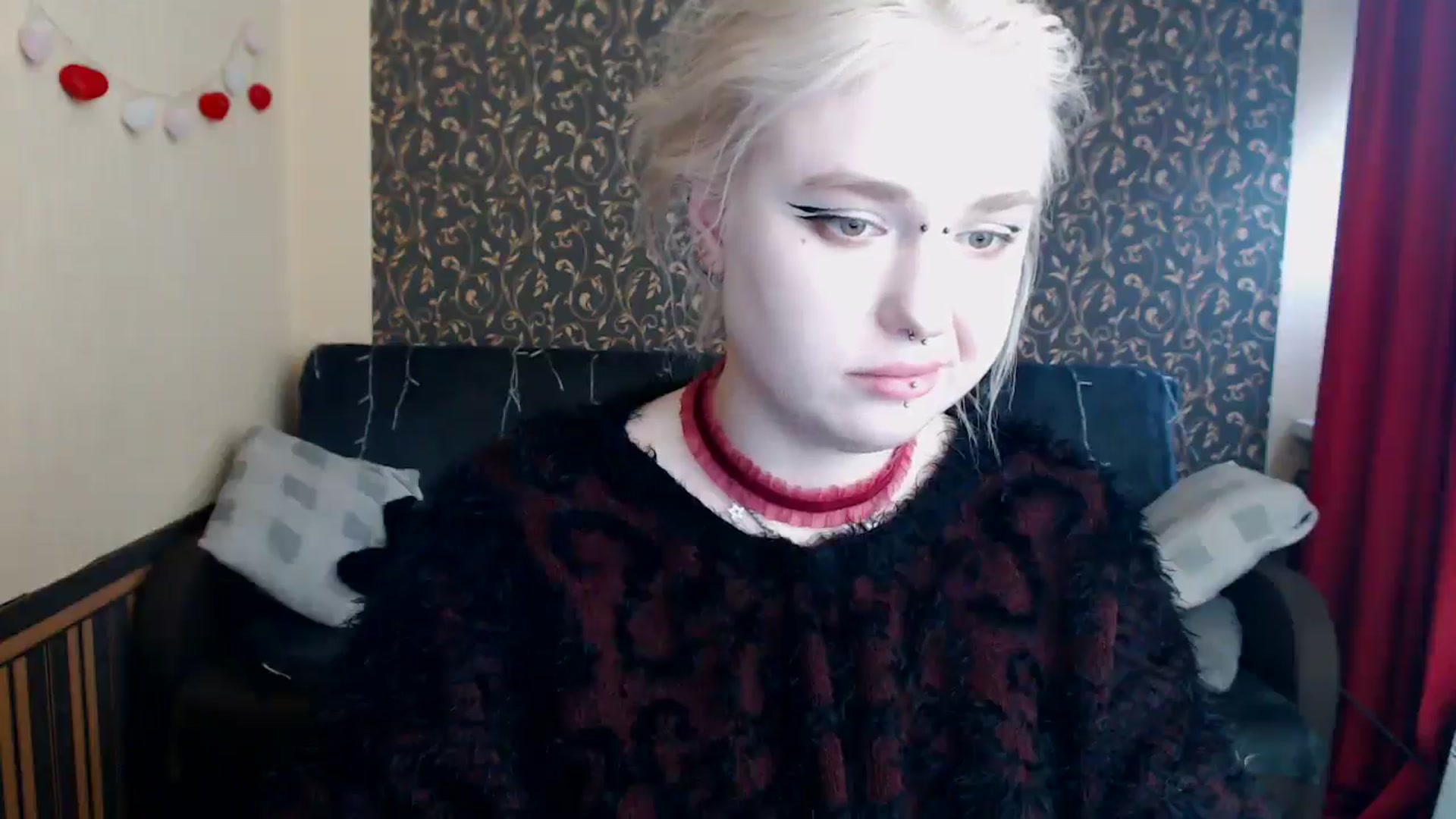 Gallery image thumbnail from Killinna's myfreecams stream on, 04/10/2025, 14:48 image 4 of 20