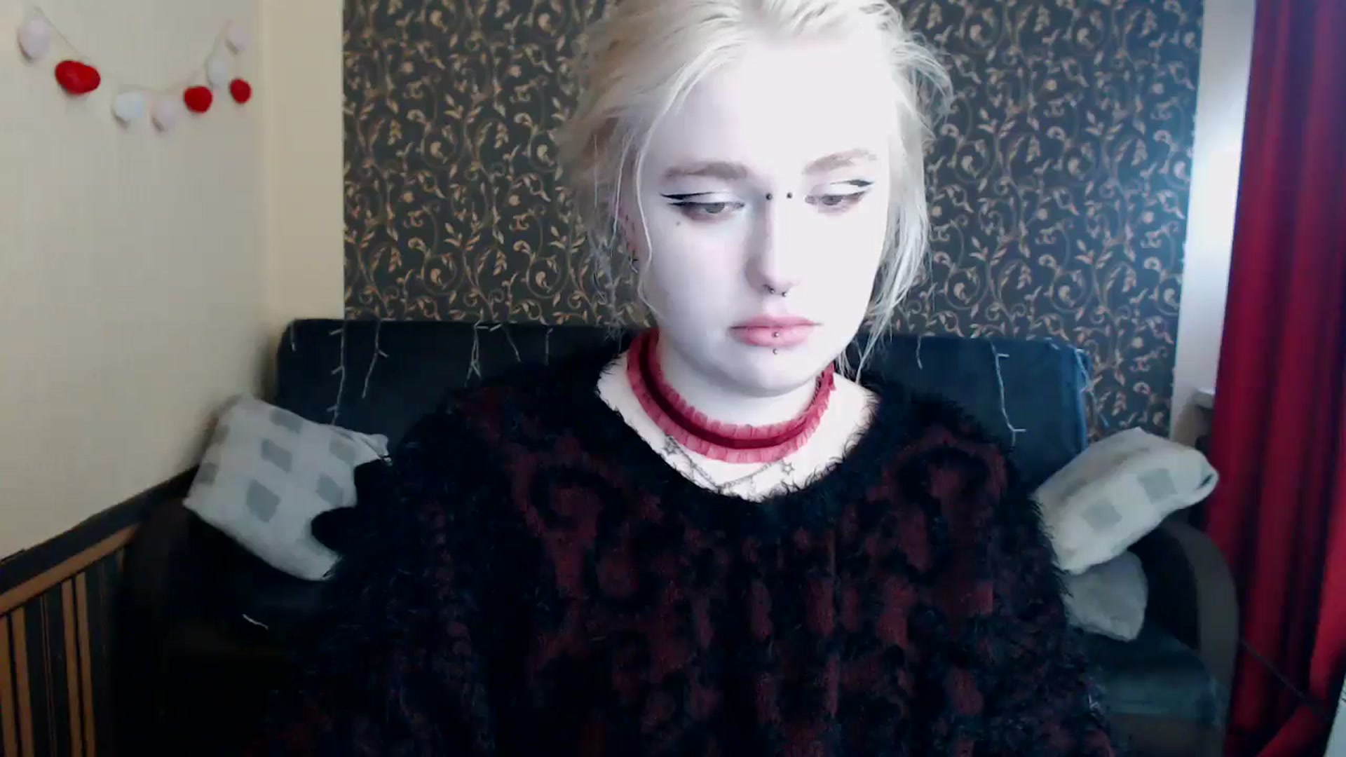 Gallery image thumbnail from Killinna's myfreecams stream on, 04/10/2025, 14:48 image 8 of 20
