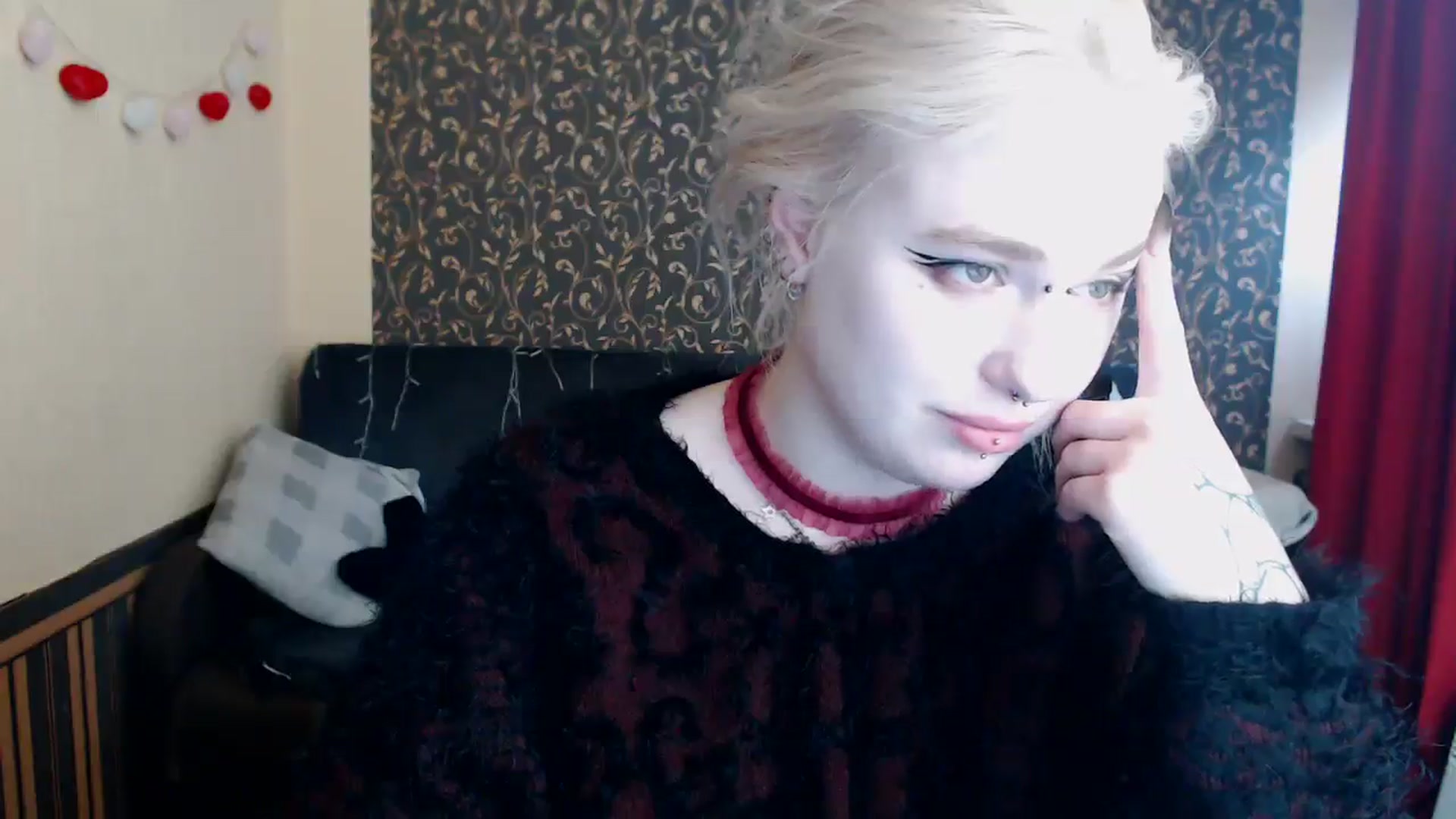 Gallery image thumbnail from Killinna's myfreecams stream on, 04/10/2025, 14:48 image 3 of 20