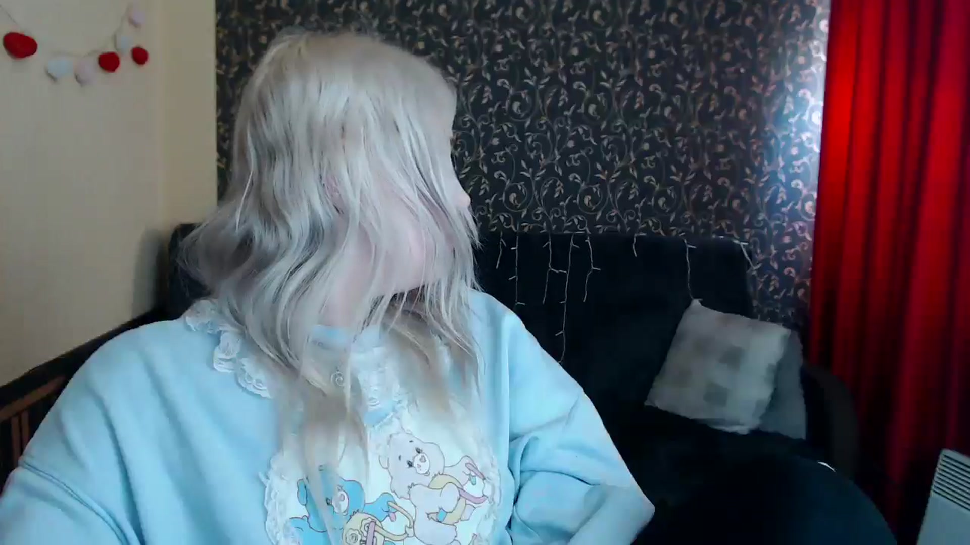 Gallery image thumbnail from Killinna's myfreecams stream on, 04/14/2025, 14:57 image 15 of 20